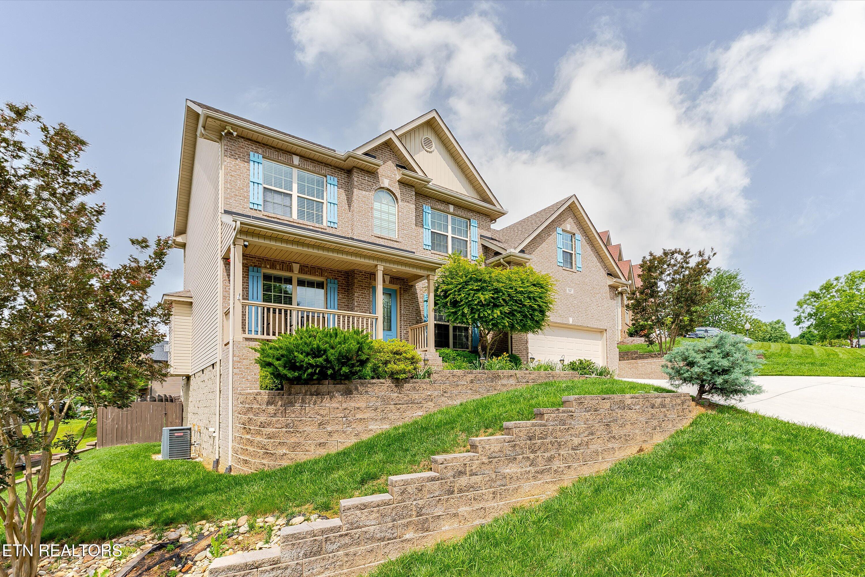 1827 Autumn Bluff Rd