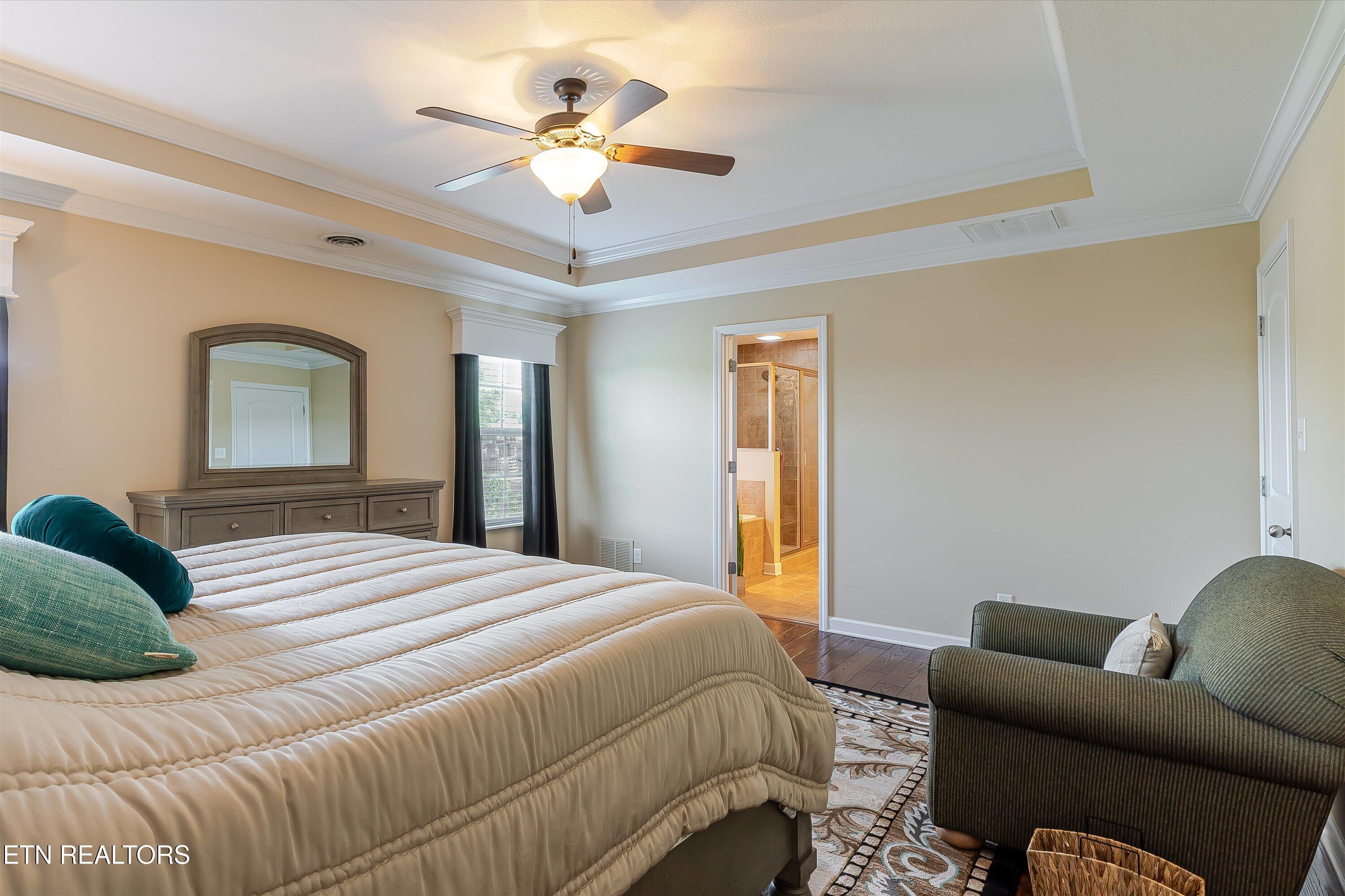 1827 Autumn Bluff Rd