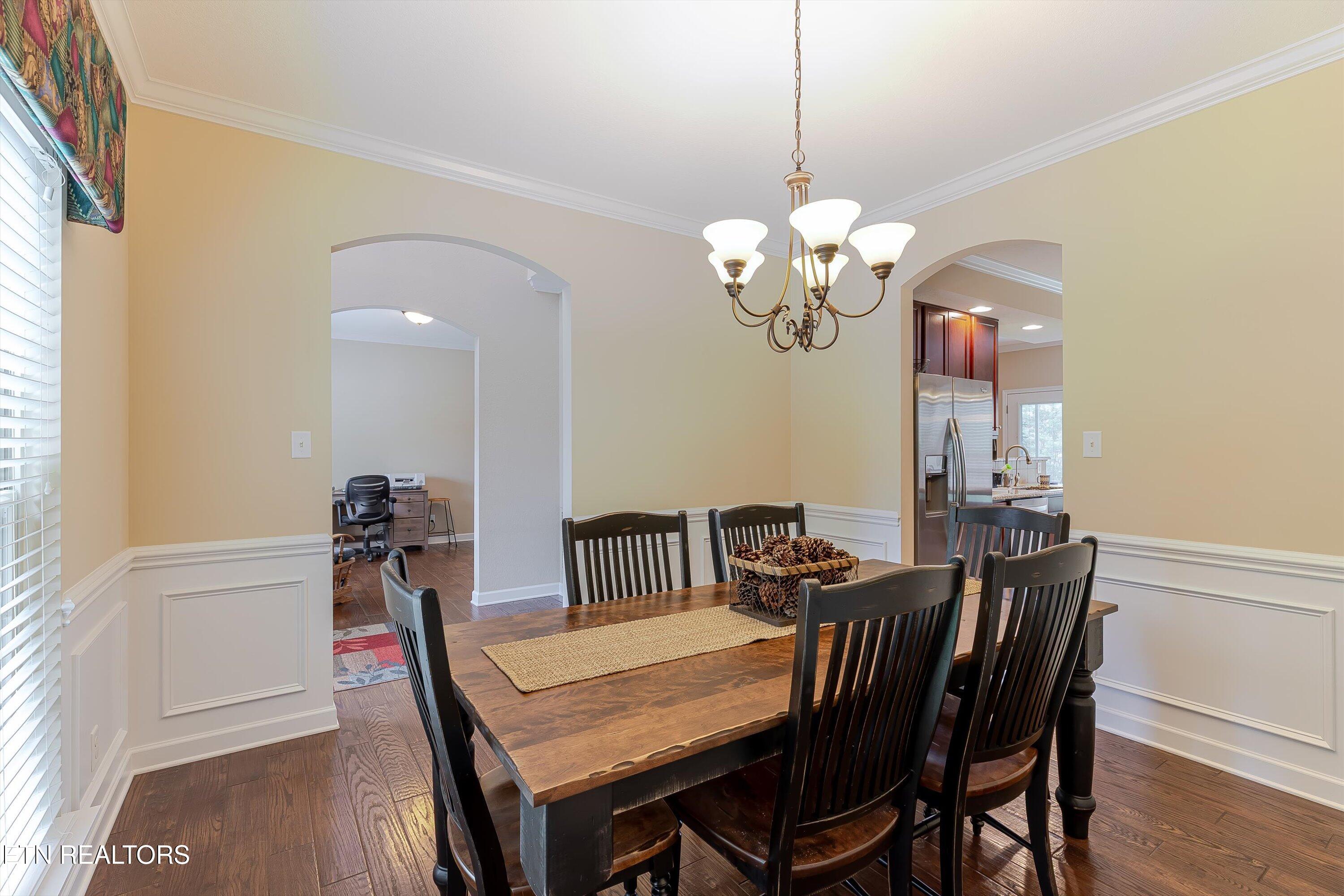 1827 Autumn Bluff Rd