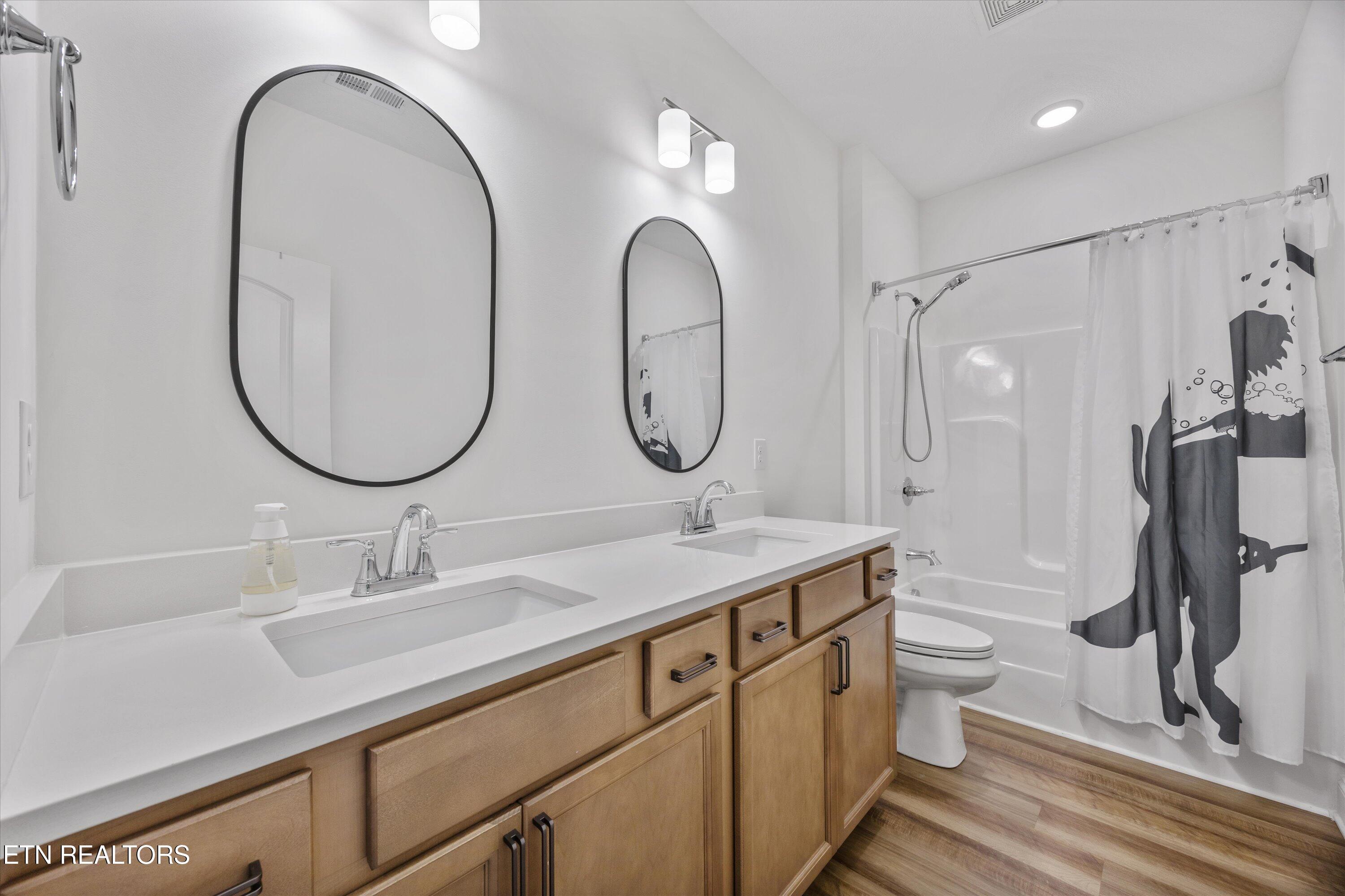 8736 Yellow Aster Rd