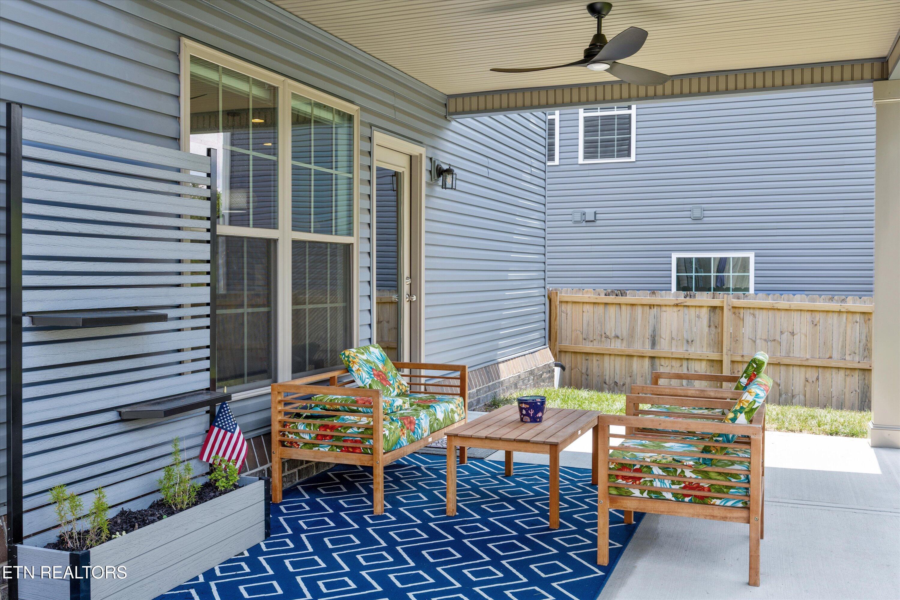 8736 Yellow Aster Rd