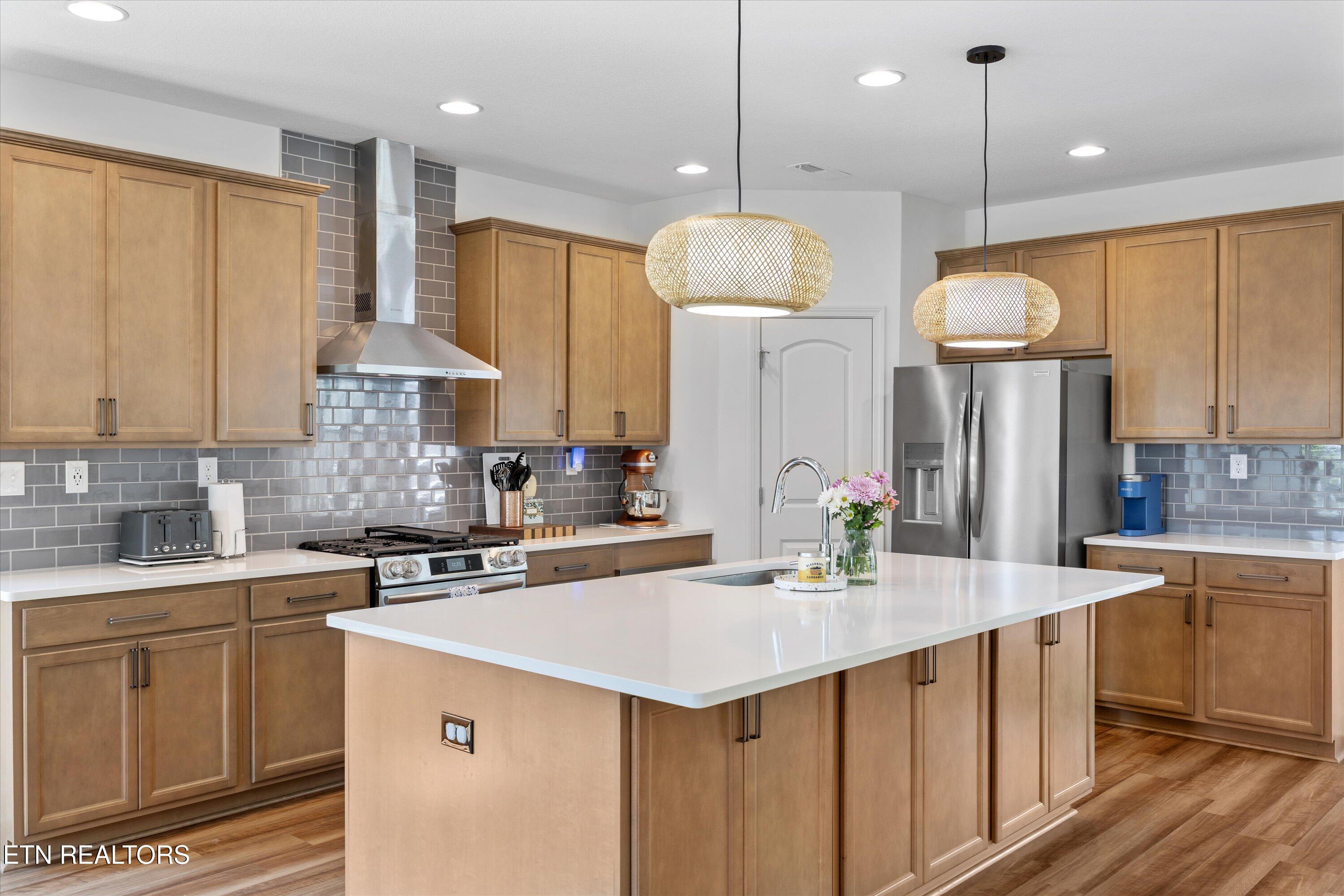 8736 Yellow Aster Rd