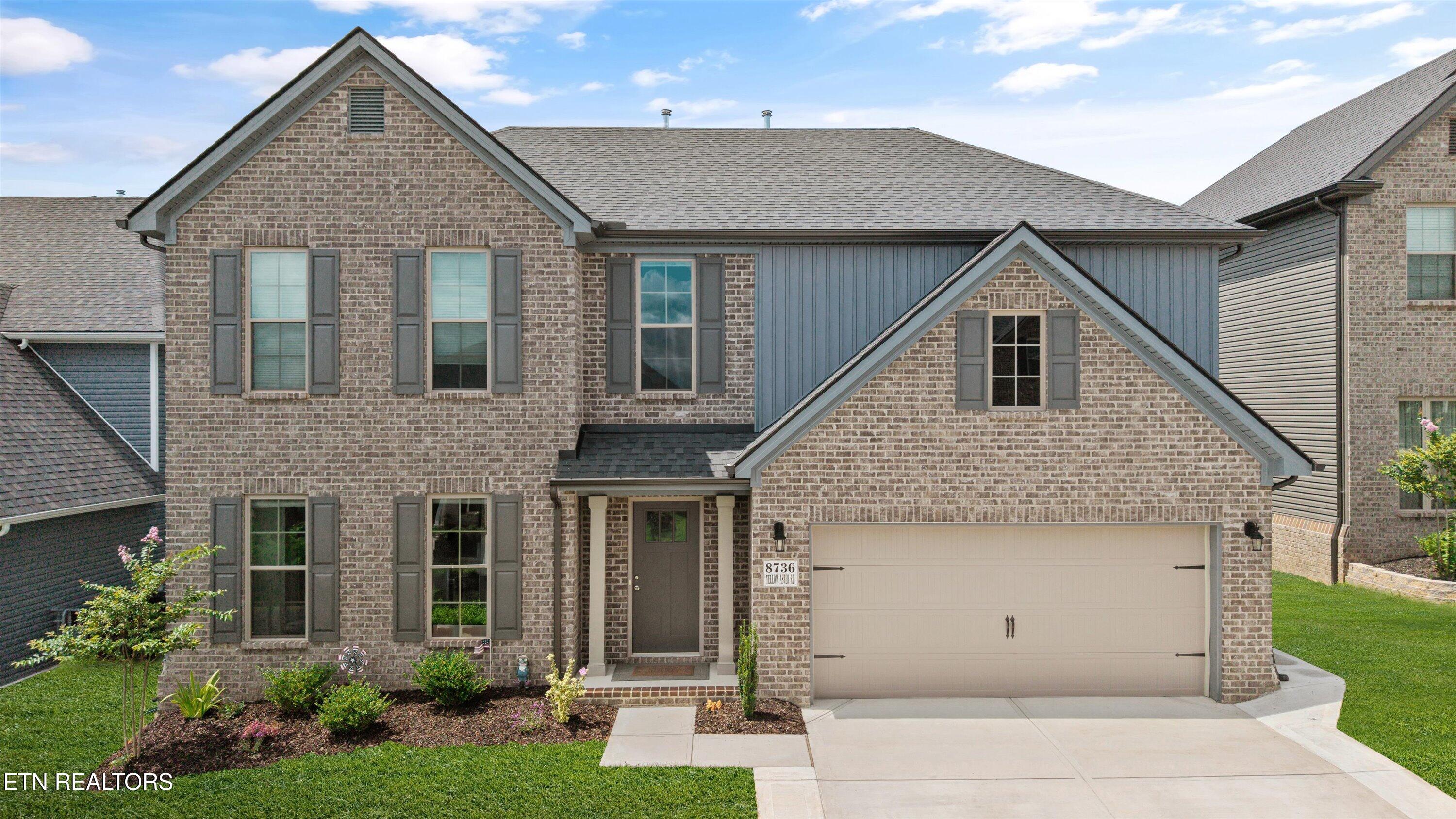 8736 Yellow Aster Rd