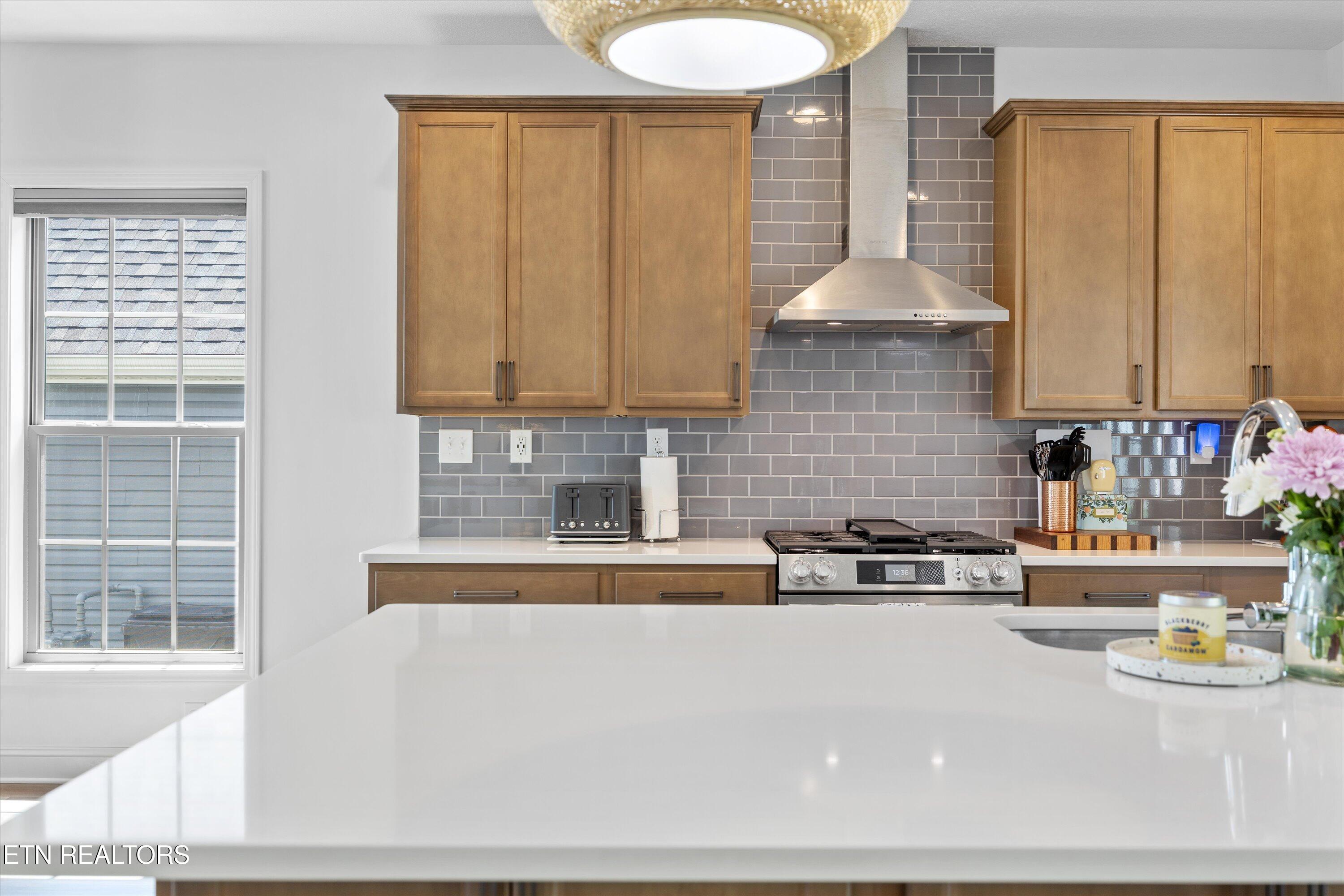 8736 Yellow Aster Rd