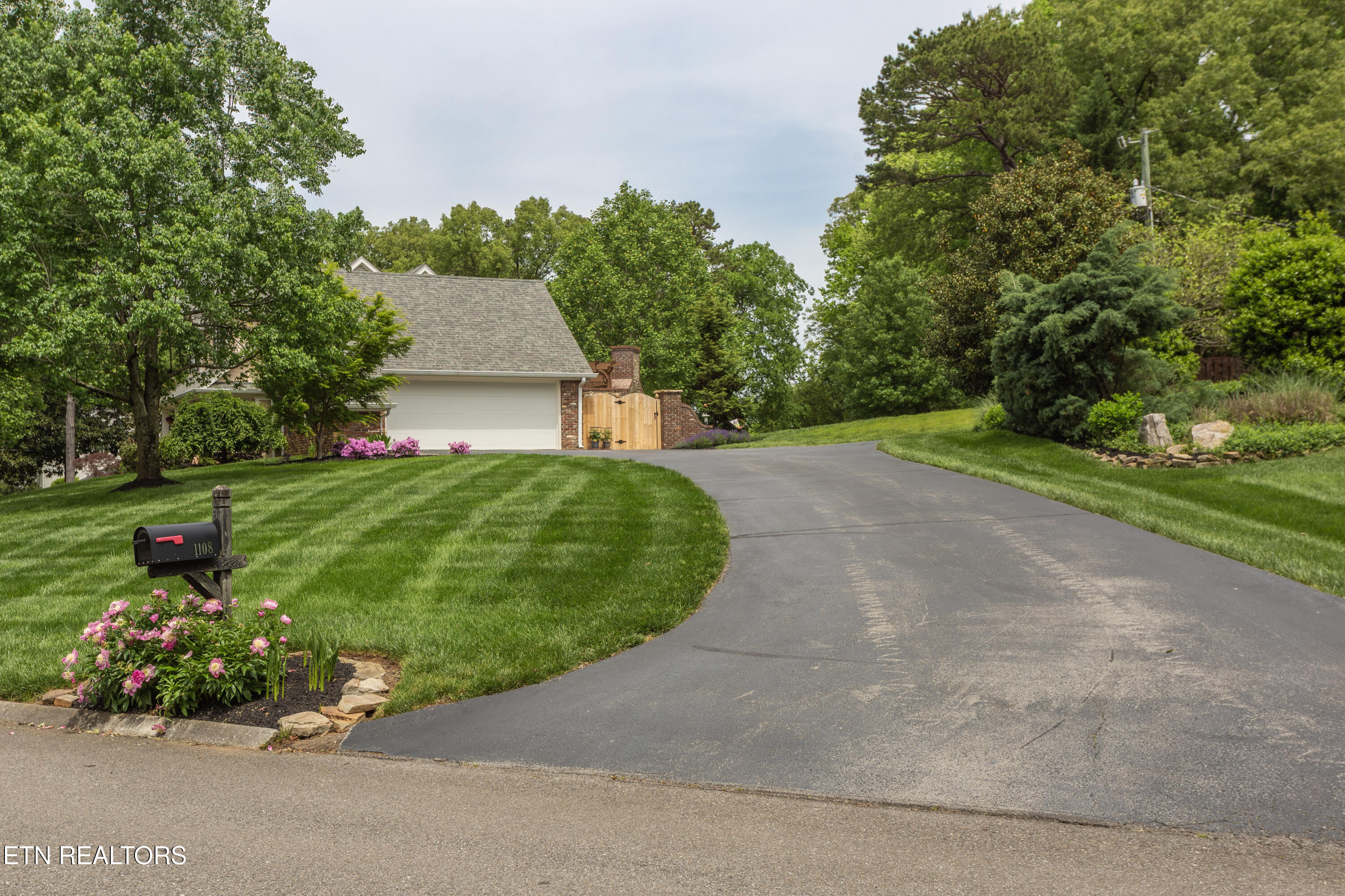 1108 Shadyland Drive