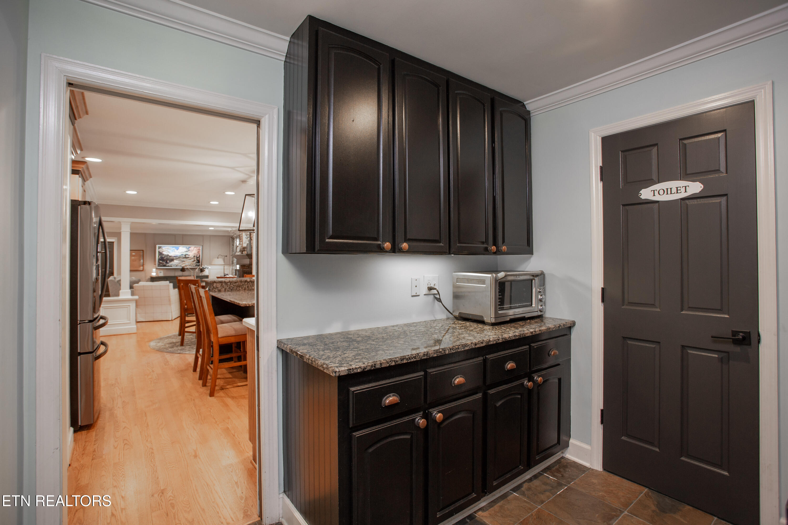 1108 Shadyland Drive