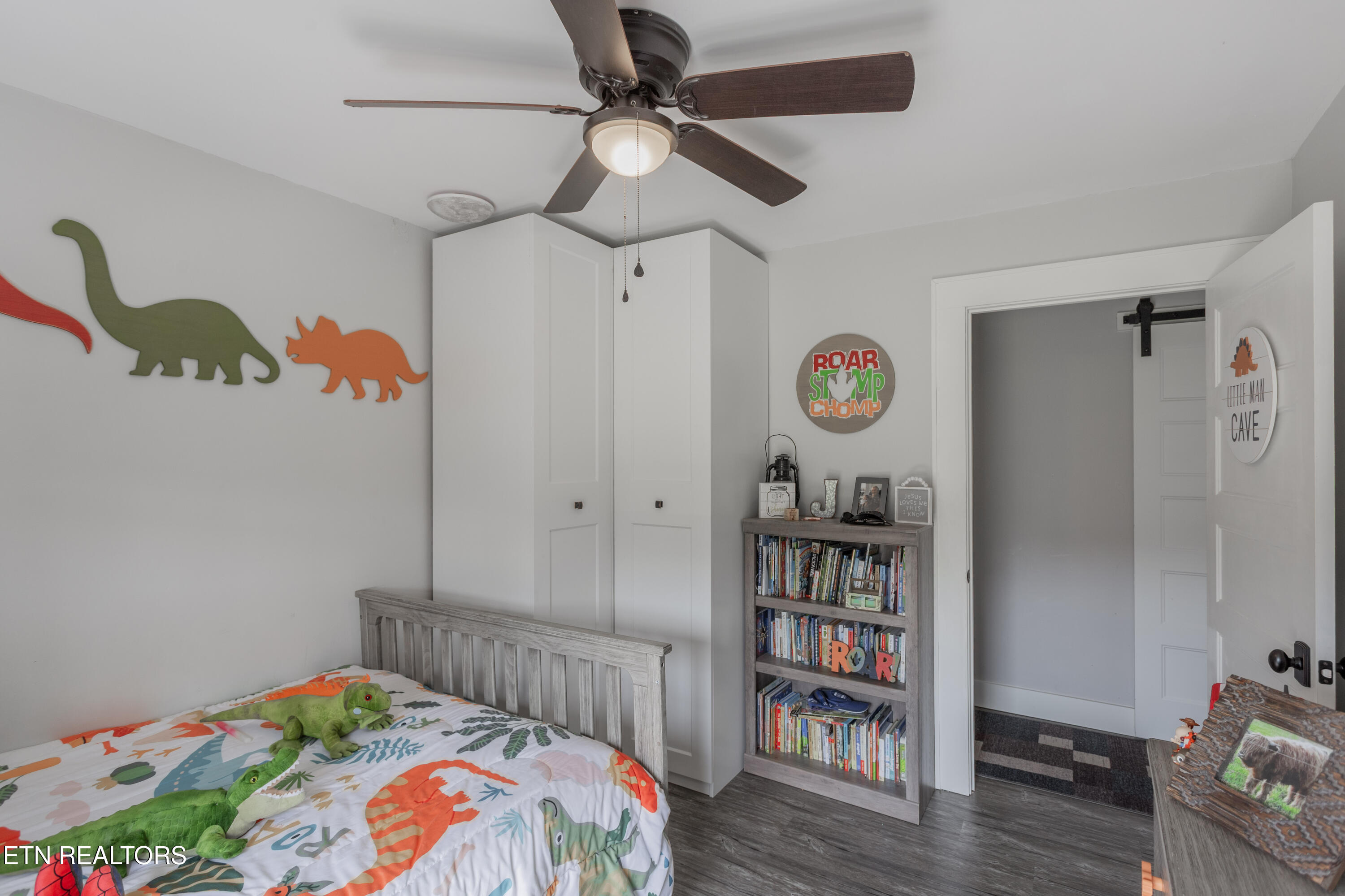 2409 Smith School Rd