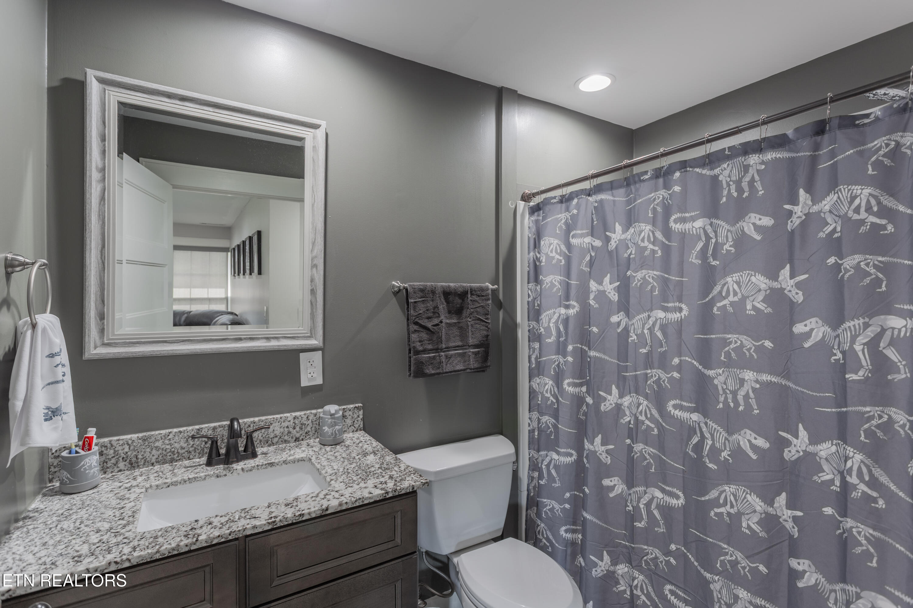 2409 Smith School Rd