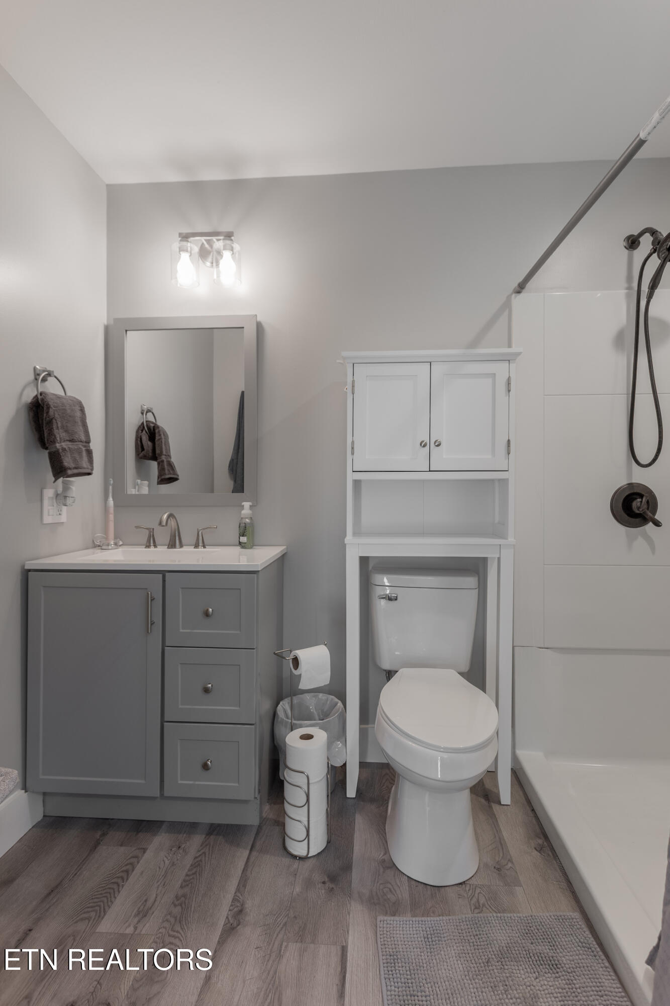 2409 Smith School Rd