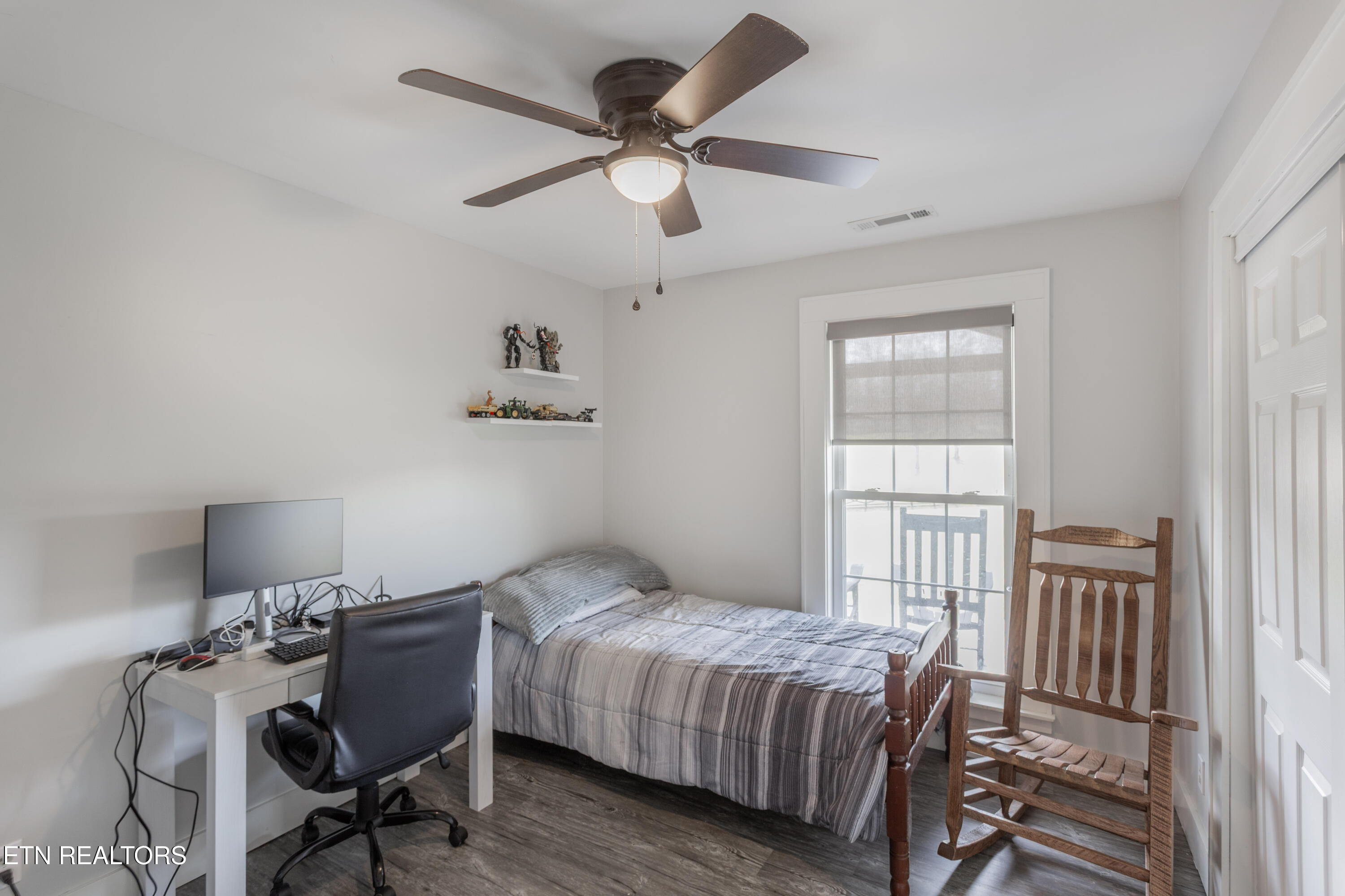 2409 Smith School Rd