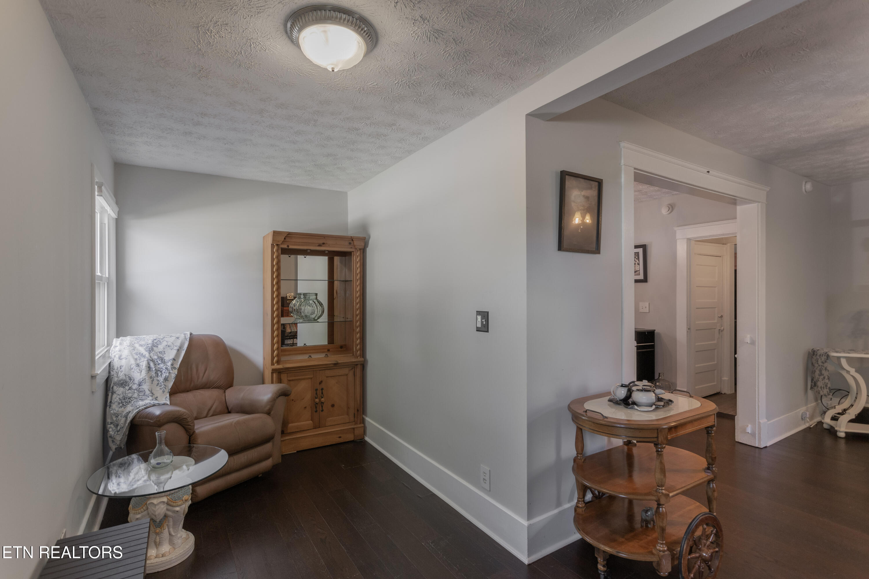 1351 Dalton St