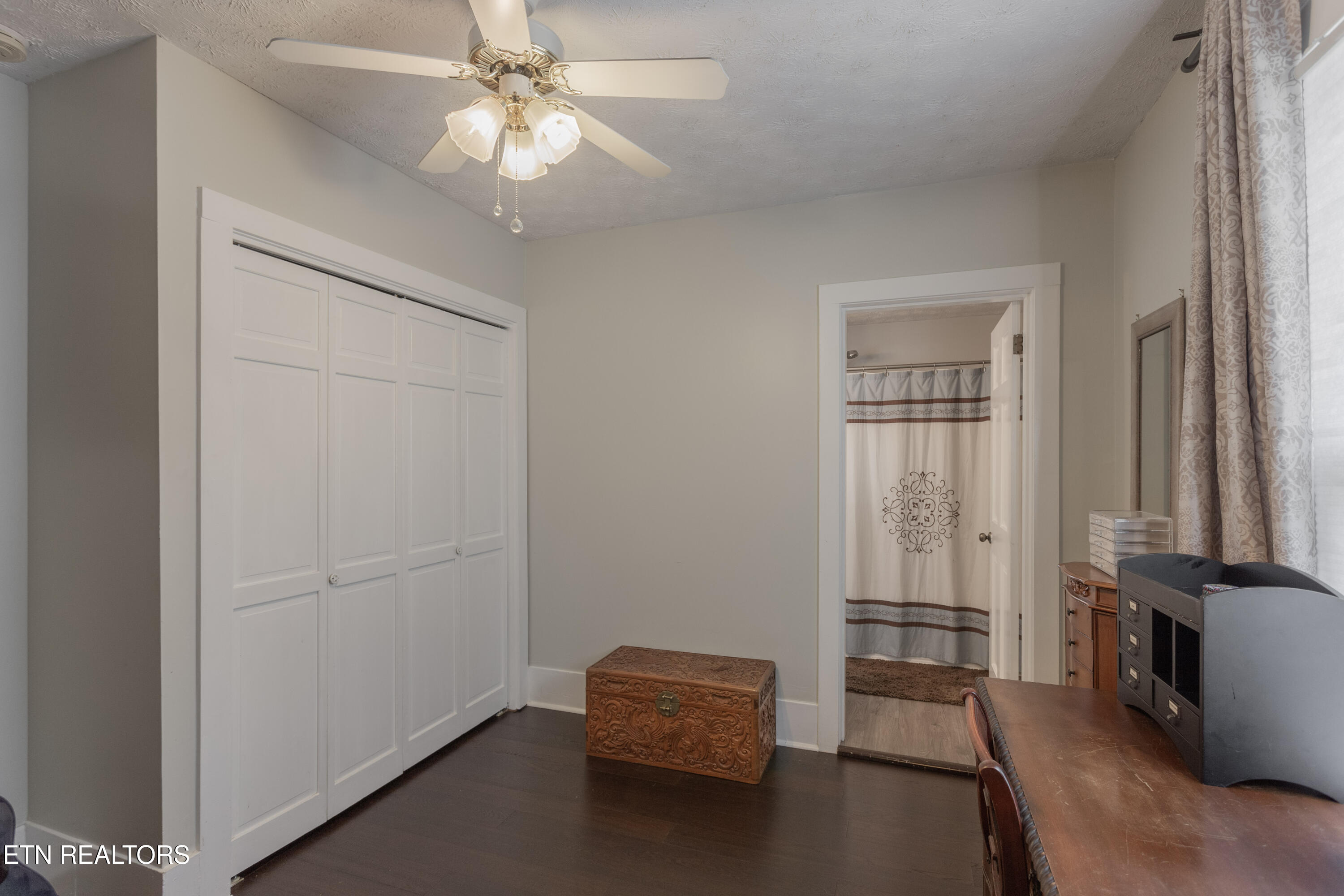 1351 Dalton St
