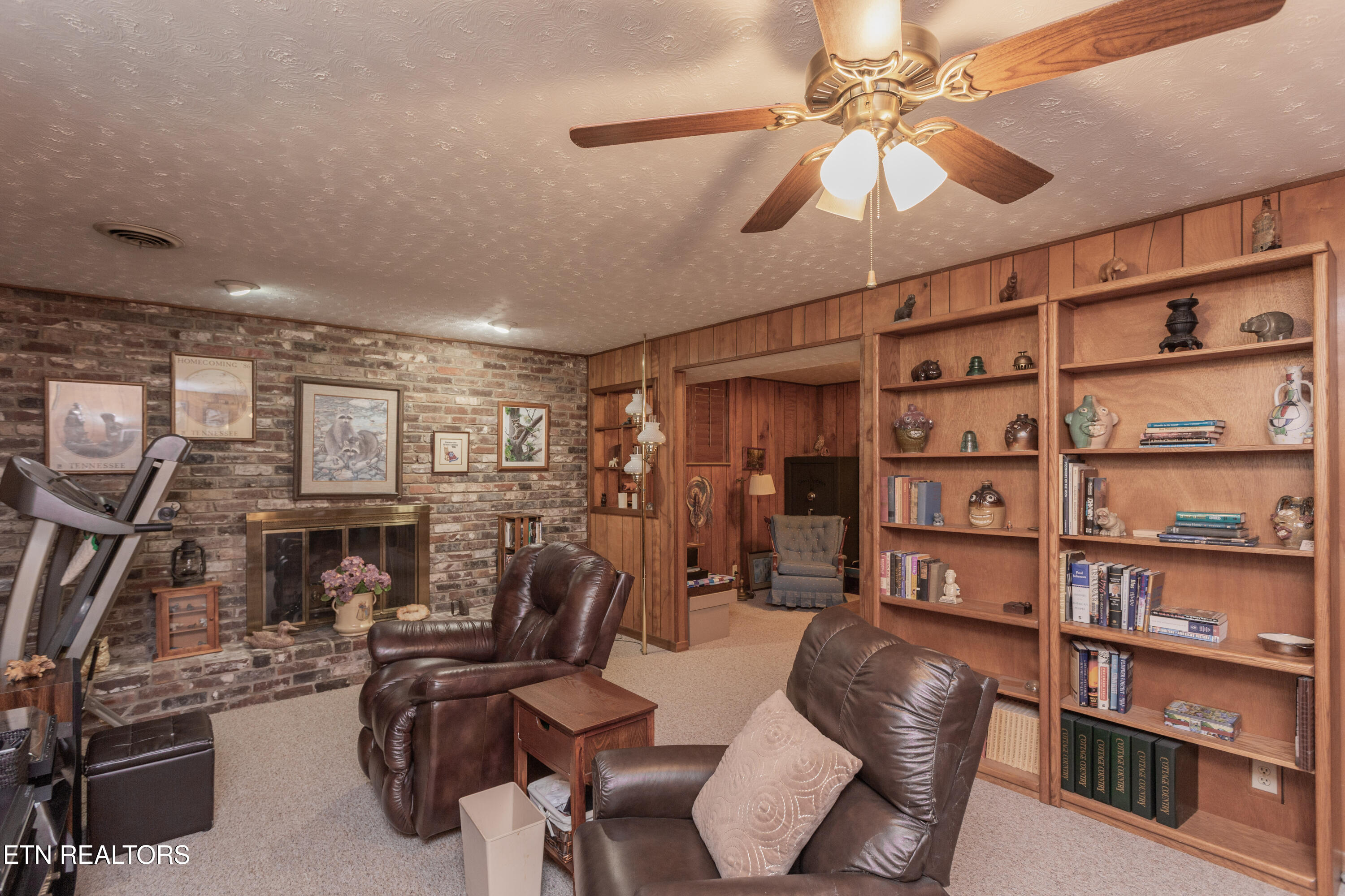 9528 Gulf Park Drive