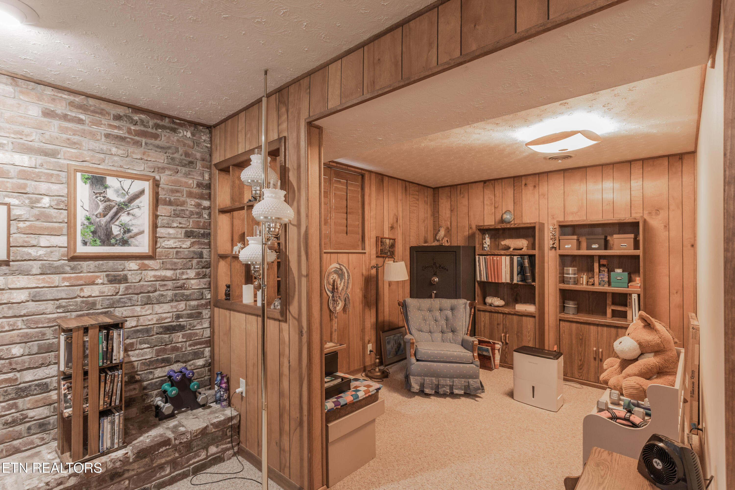 9528 Gulf Park Drive