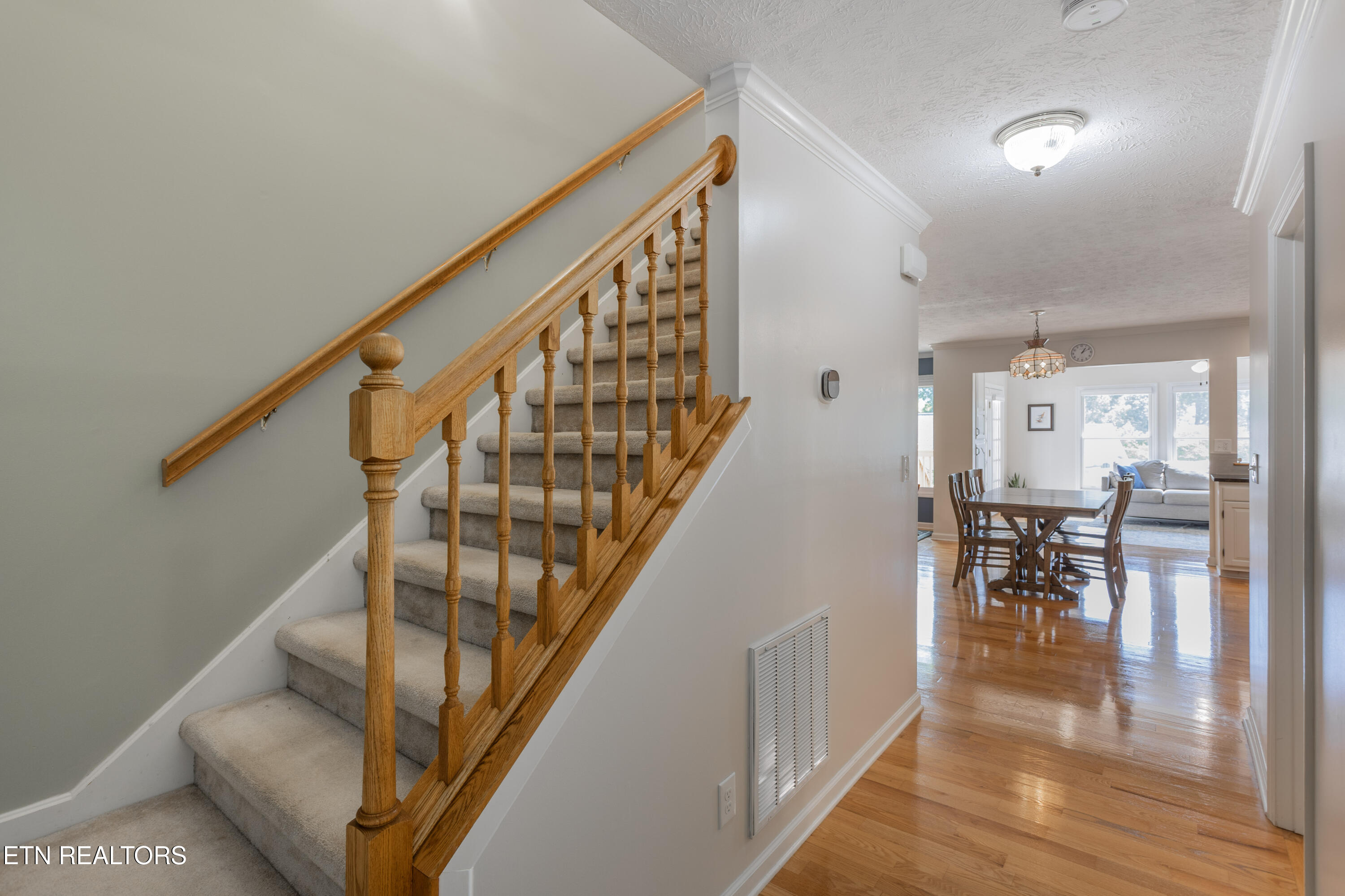 109 W Melbourne Rd