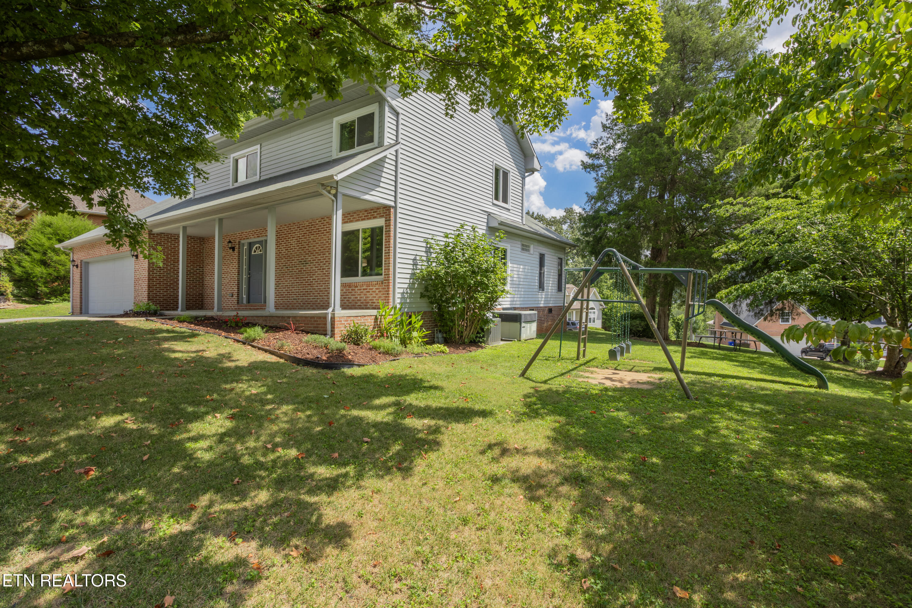 109 W Melbourne Rd