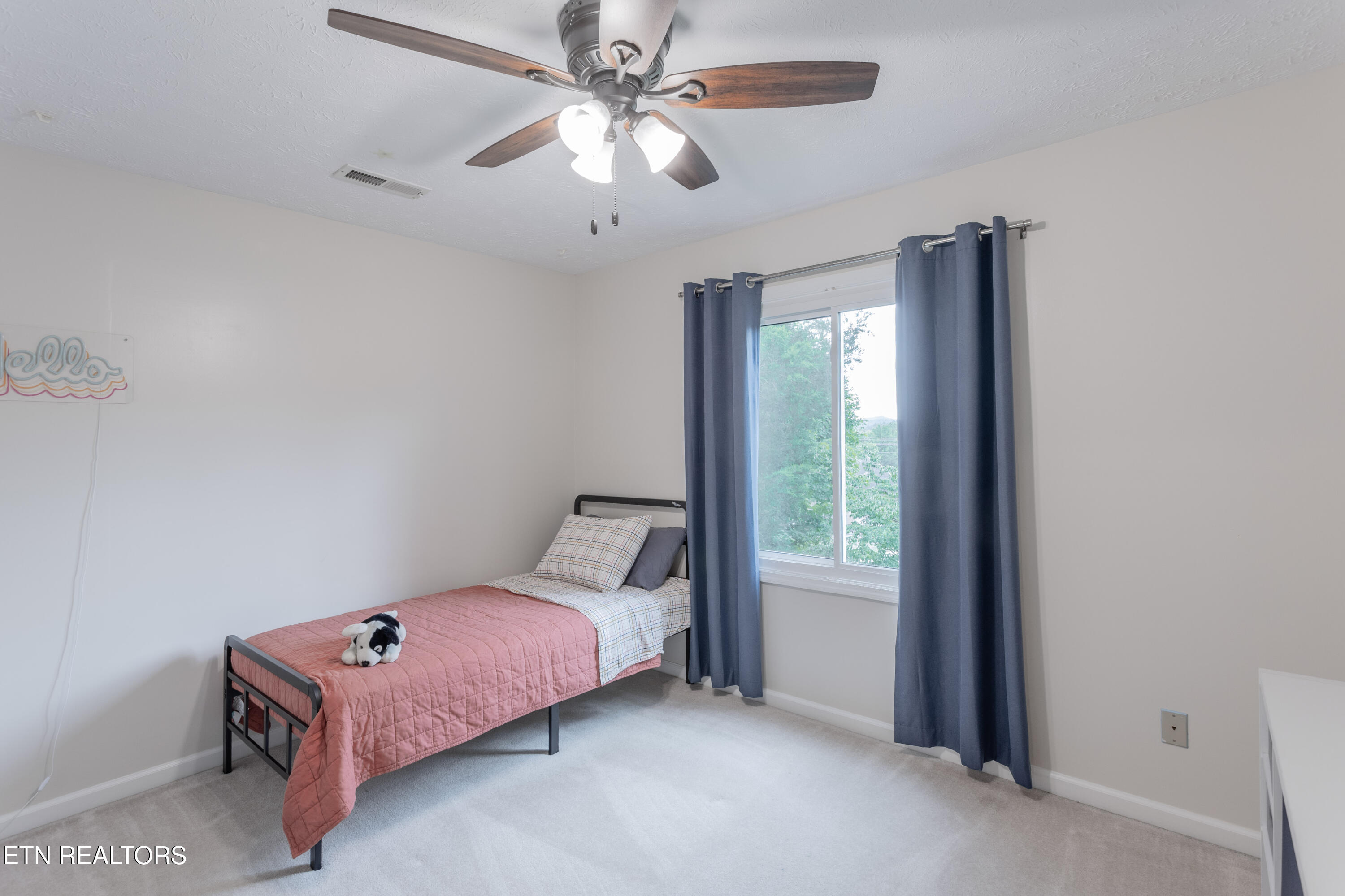 109 W Melbourne Rd