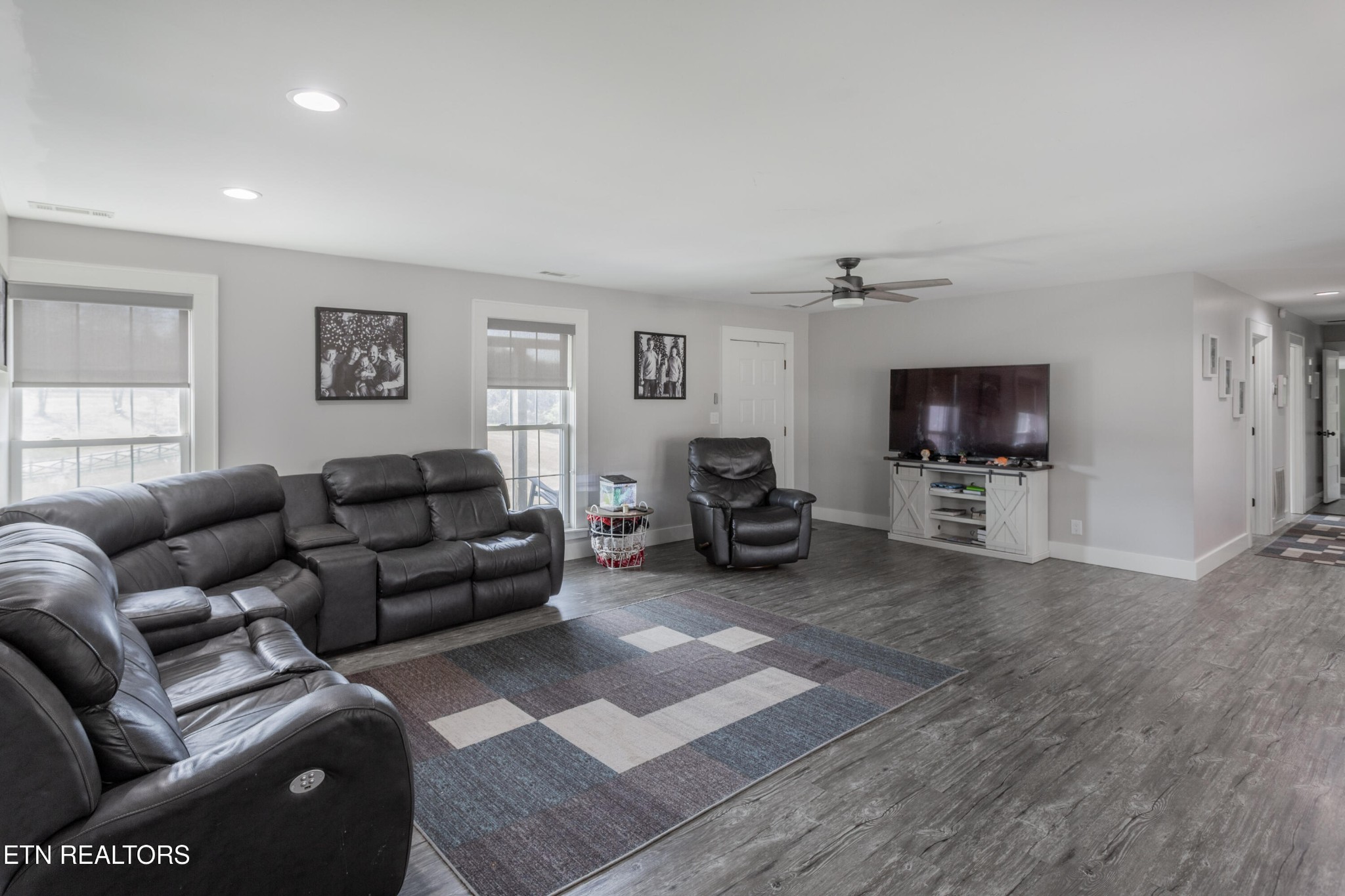2409 Smith School Rd
