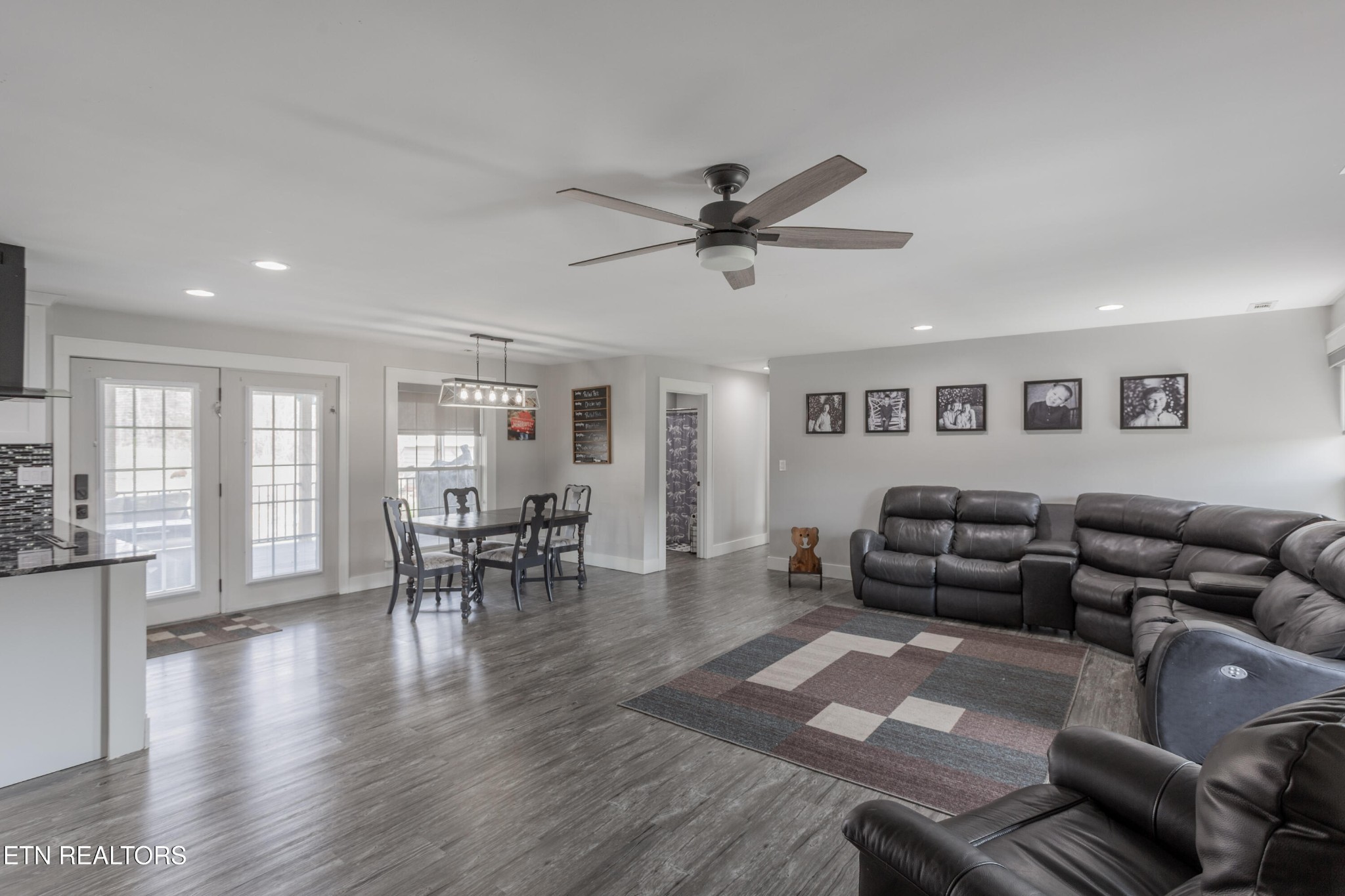 2409 Smith School Rd