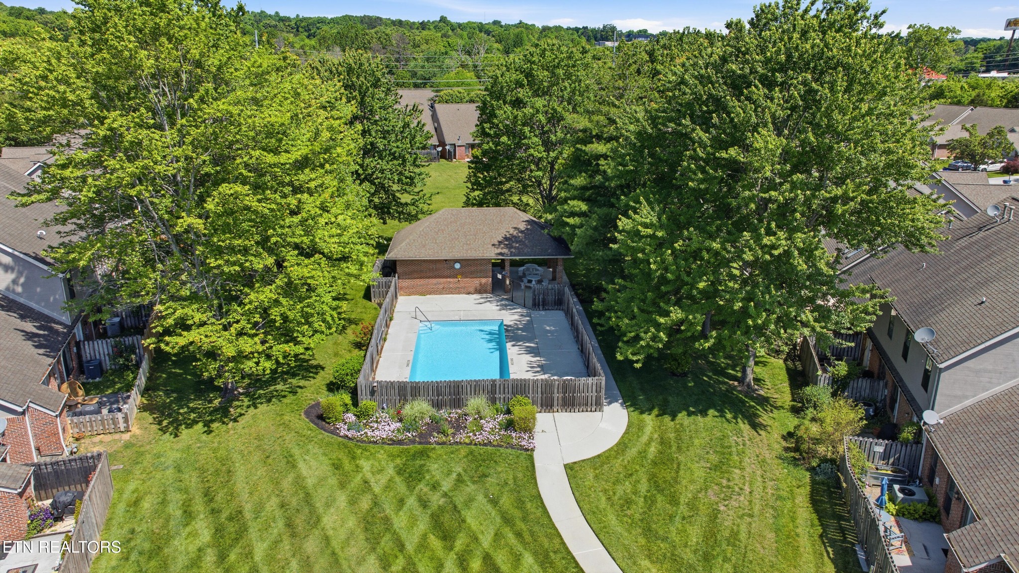 619 Farragut Commons Drive