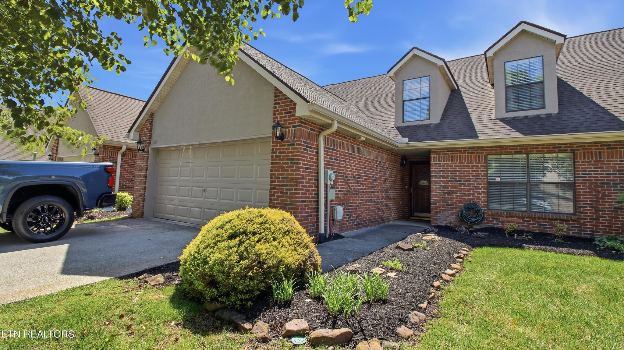 619 Farragut Commons Drive