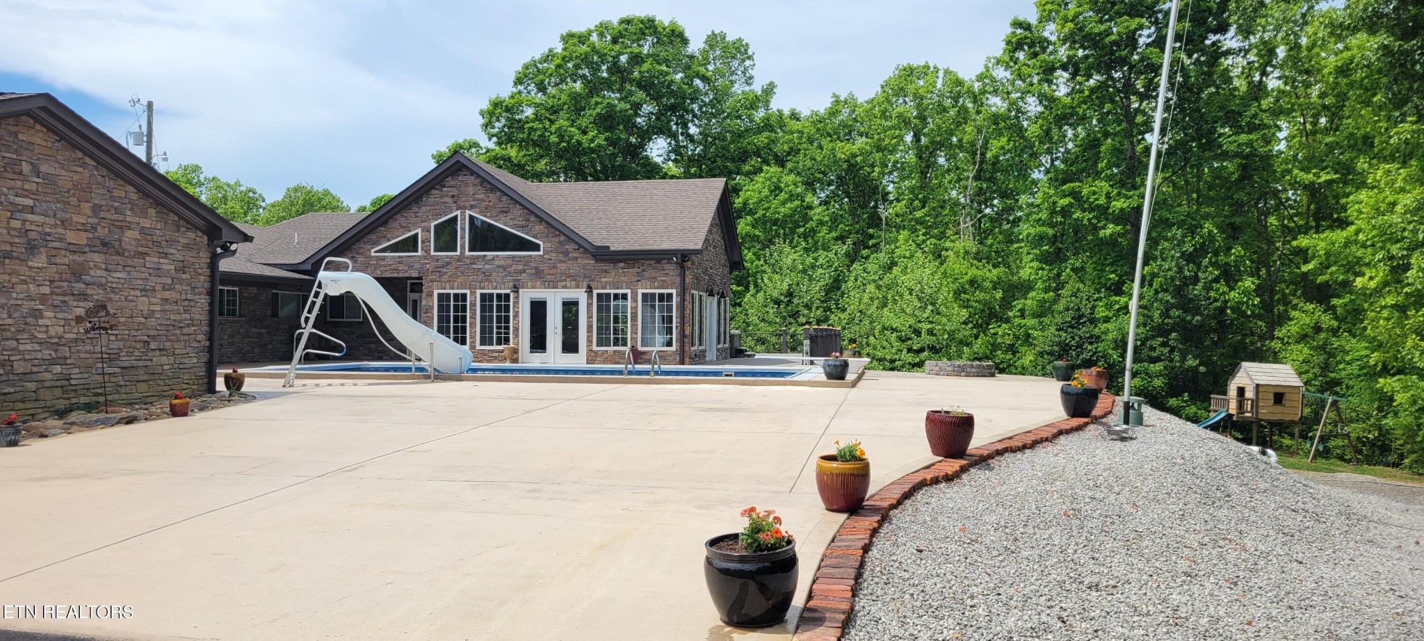 115 Jones Lane