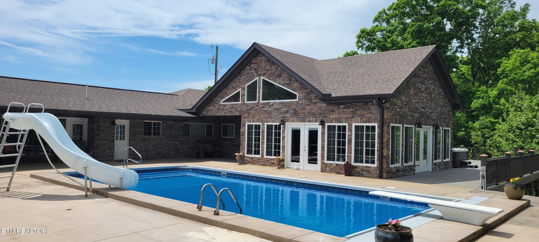 115 Jones Lane
