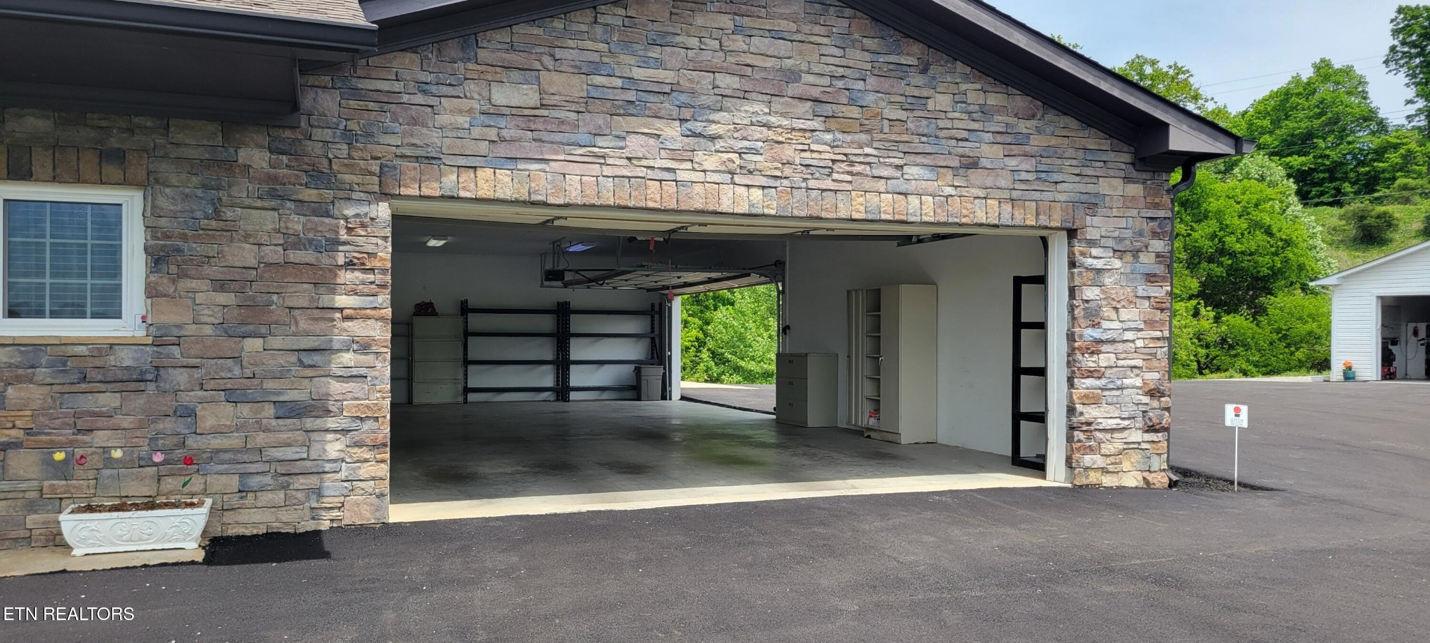 115 Jones Lane