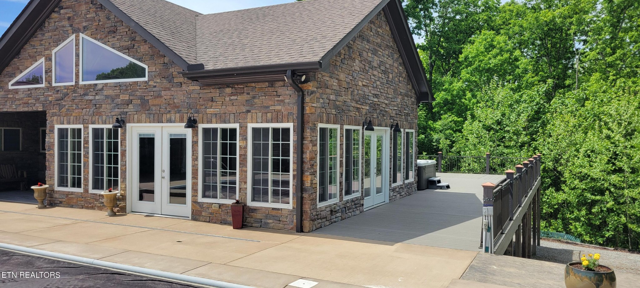 115 Jones Lane