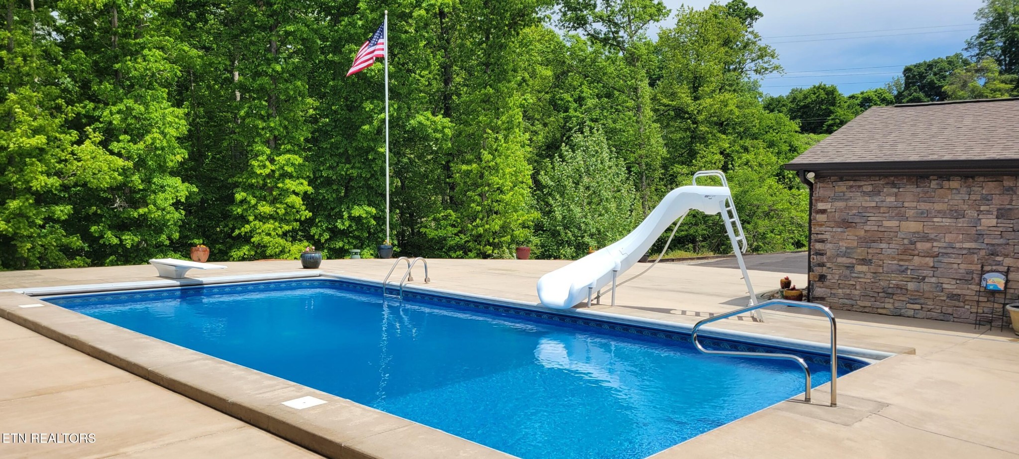 115 Jones Lane