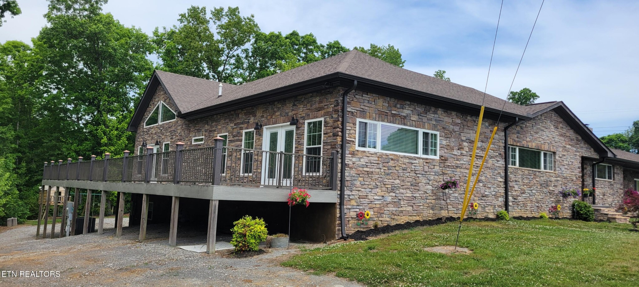 115 Jones Lane