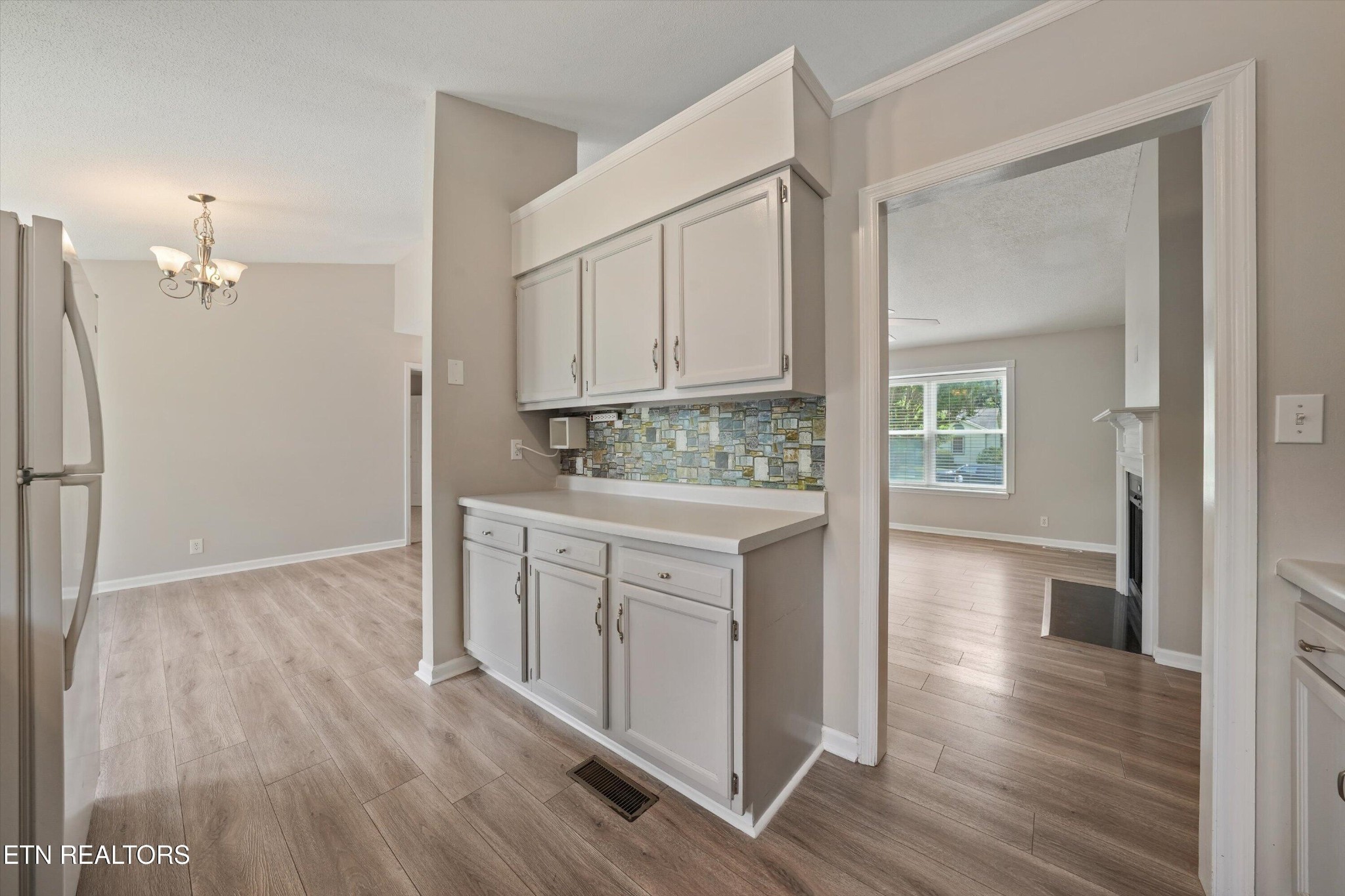 733 Summerdale Drive