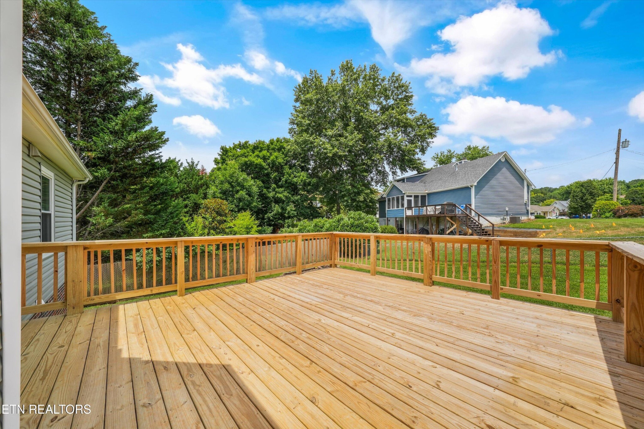 733 Summerdale Drive