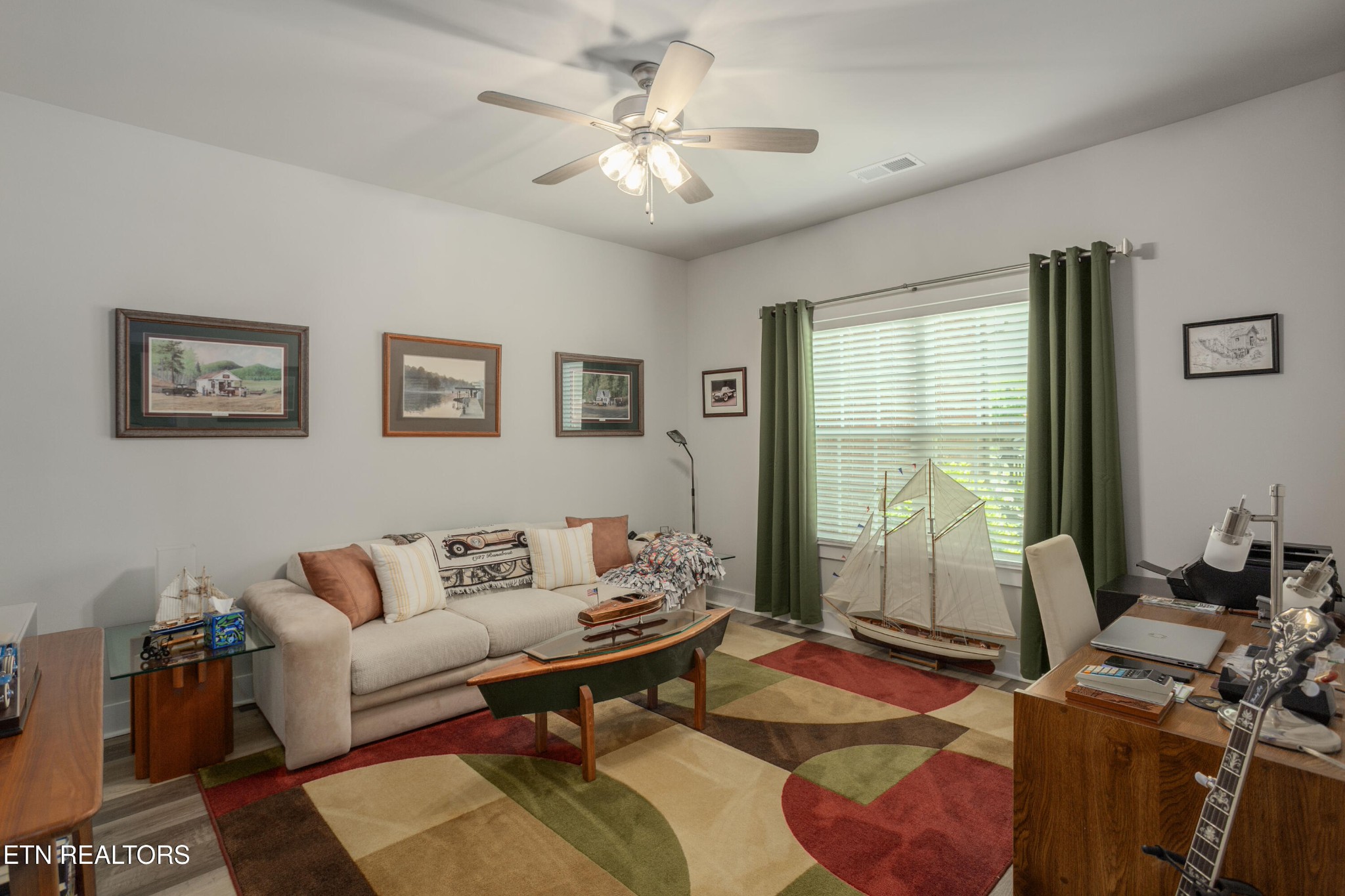 986 Meadow Walk Lane