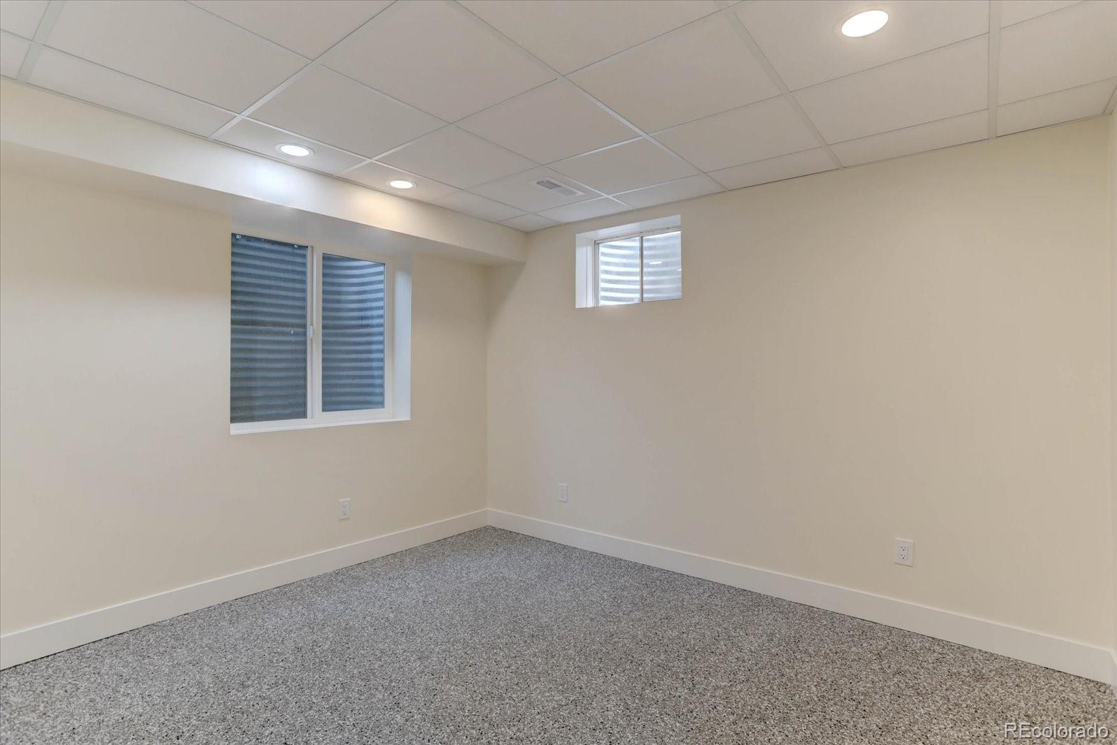 7643 Sunshine Peak