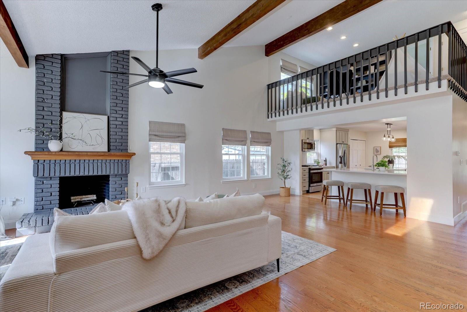 7643 Sunshine Peak