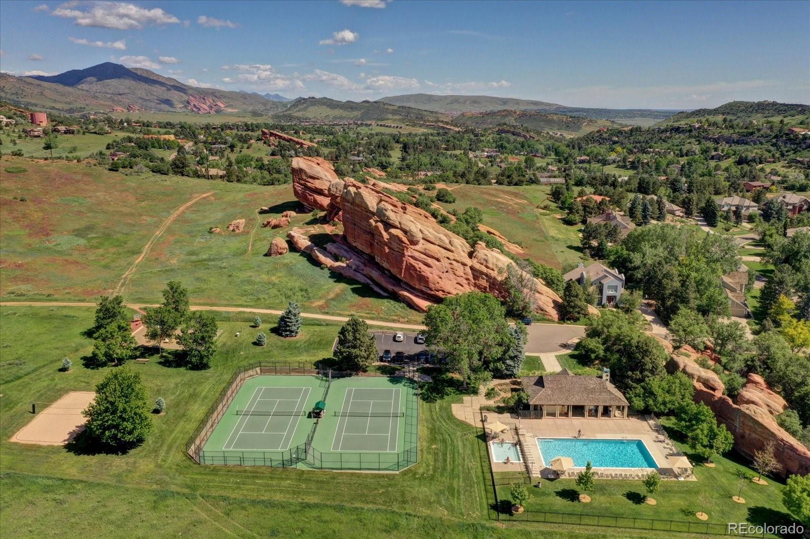7643 Sunshine Peak