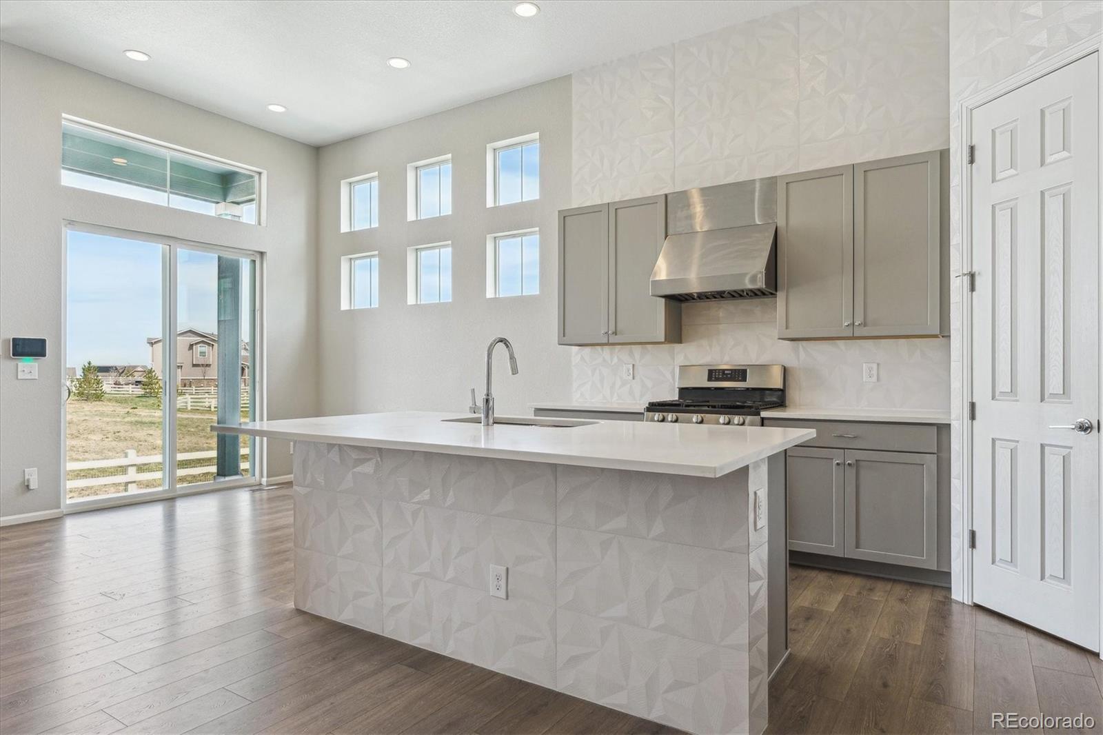 27397 E Costilla Drive