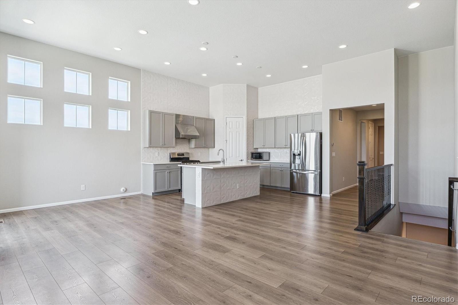 27397 E Costilla Drive