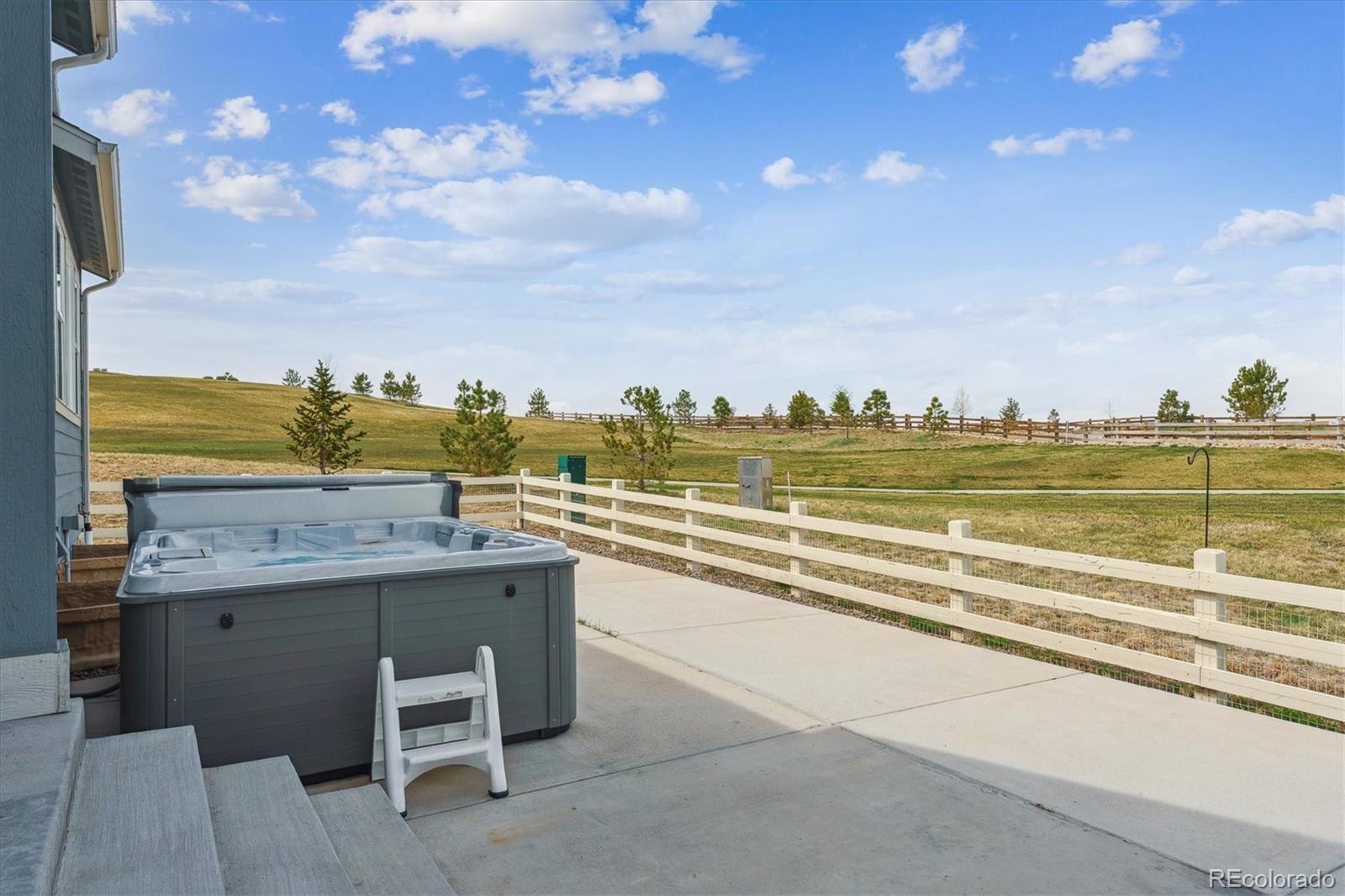 27397 E Costilla Drive