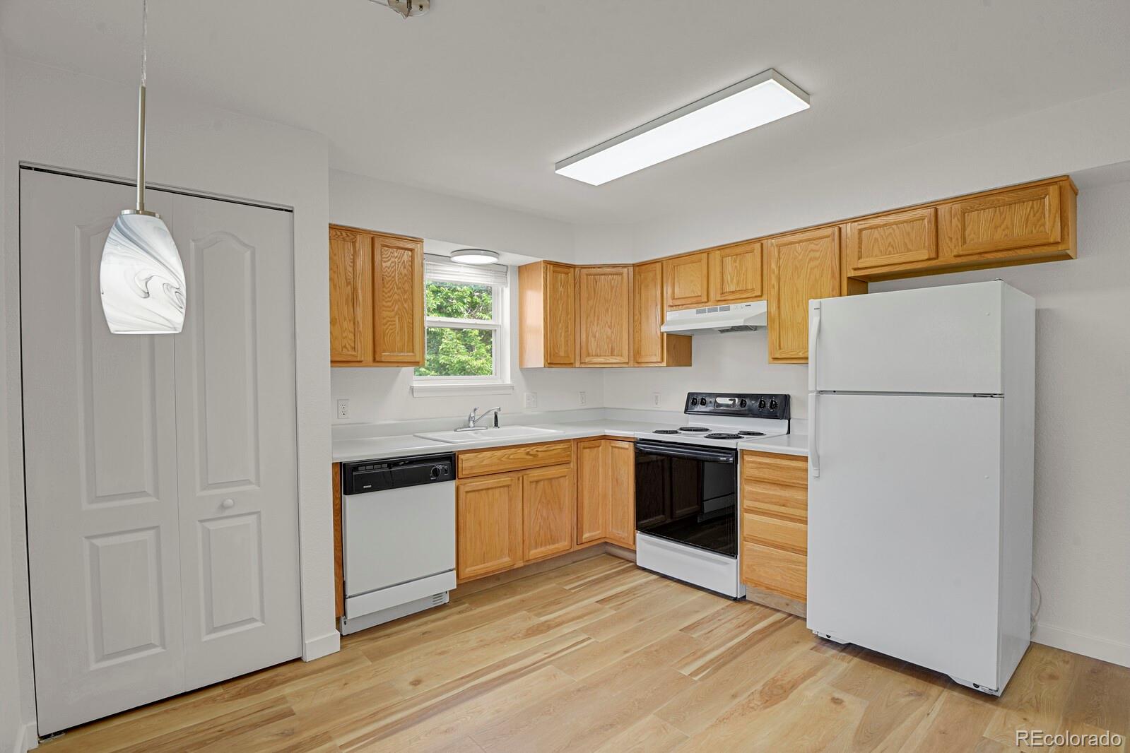1880 S Cole Street Unit: C7