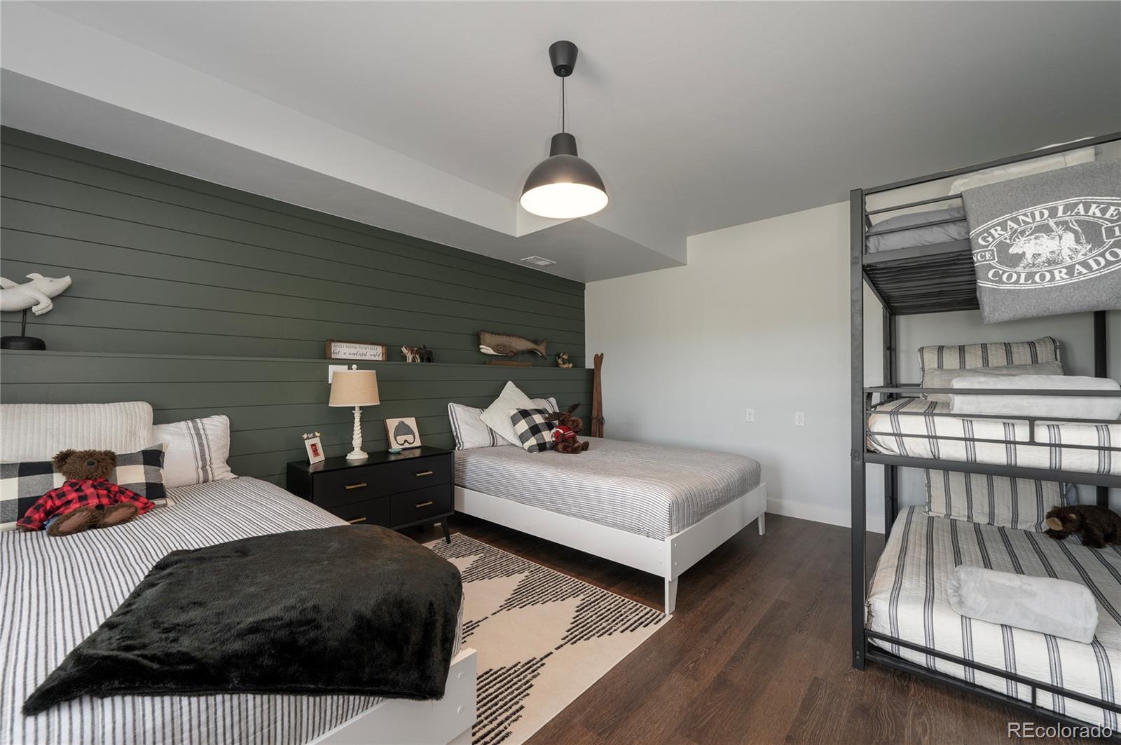 1700 Mountain Sky Lane