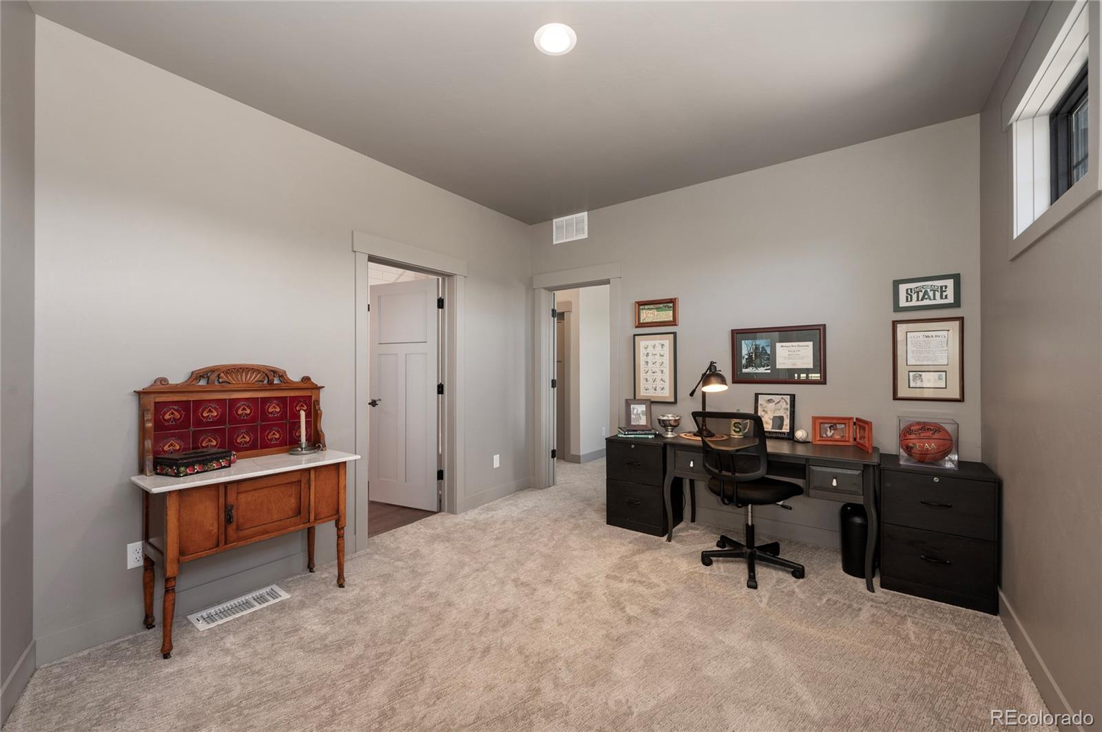 1700 Mountain Sky Lane