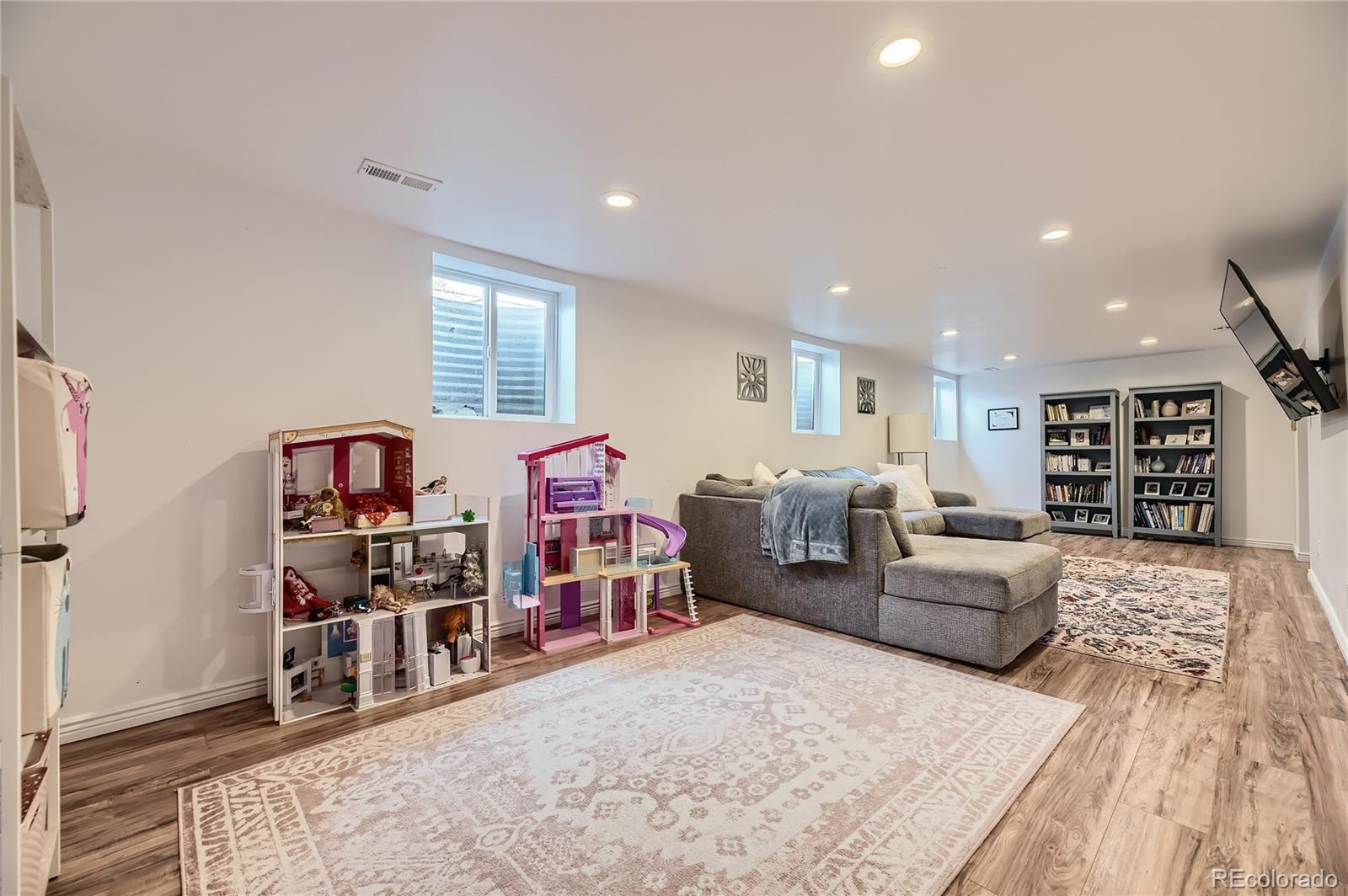 7780 S Kit Carson Drive