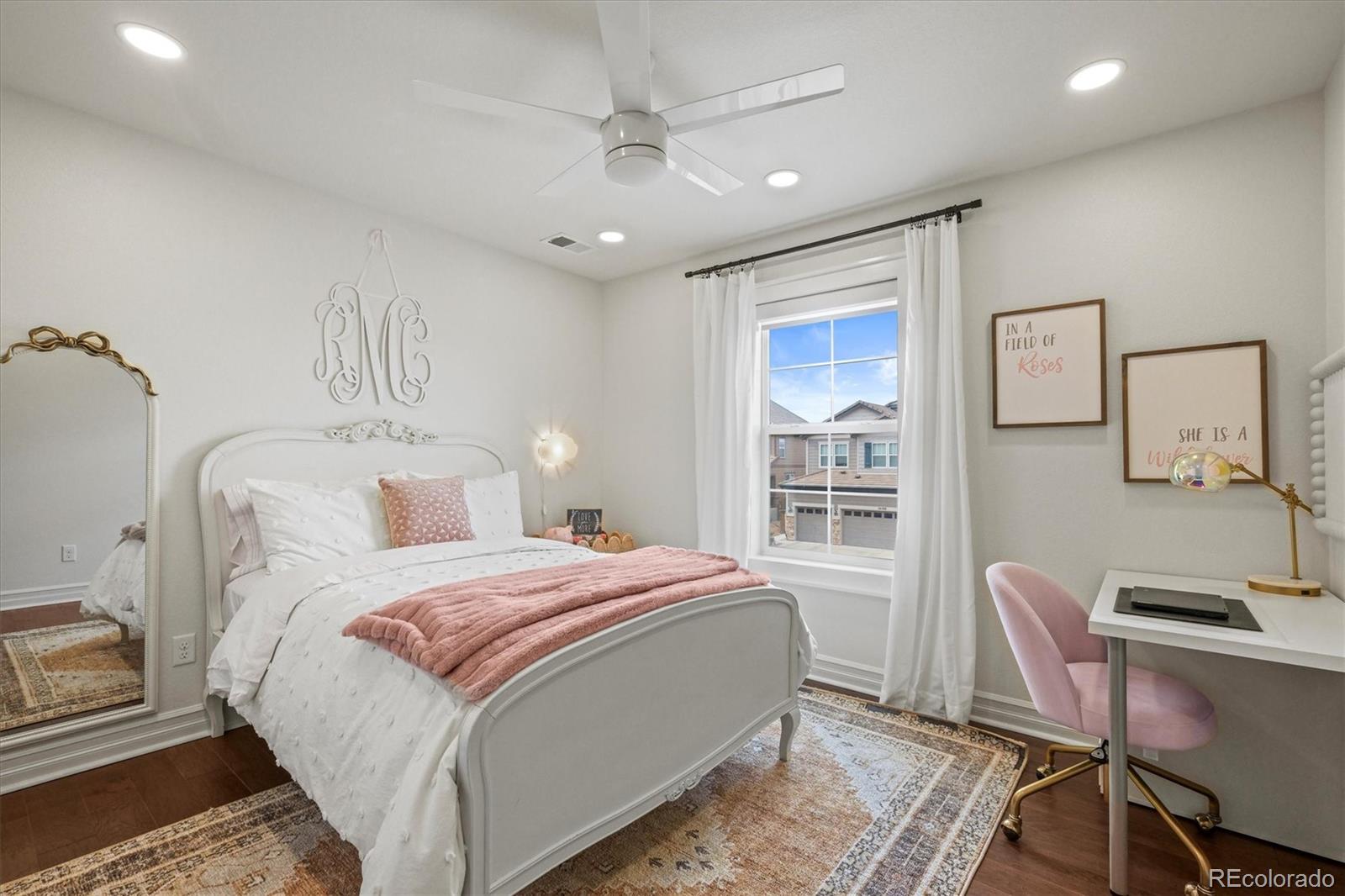 14097 Double Dutch Circle