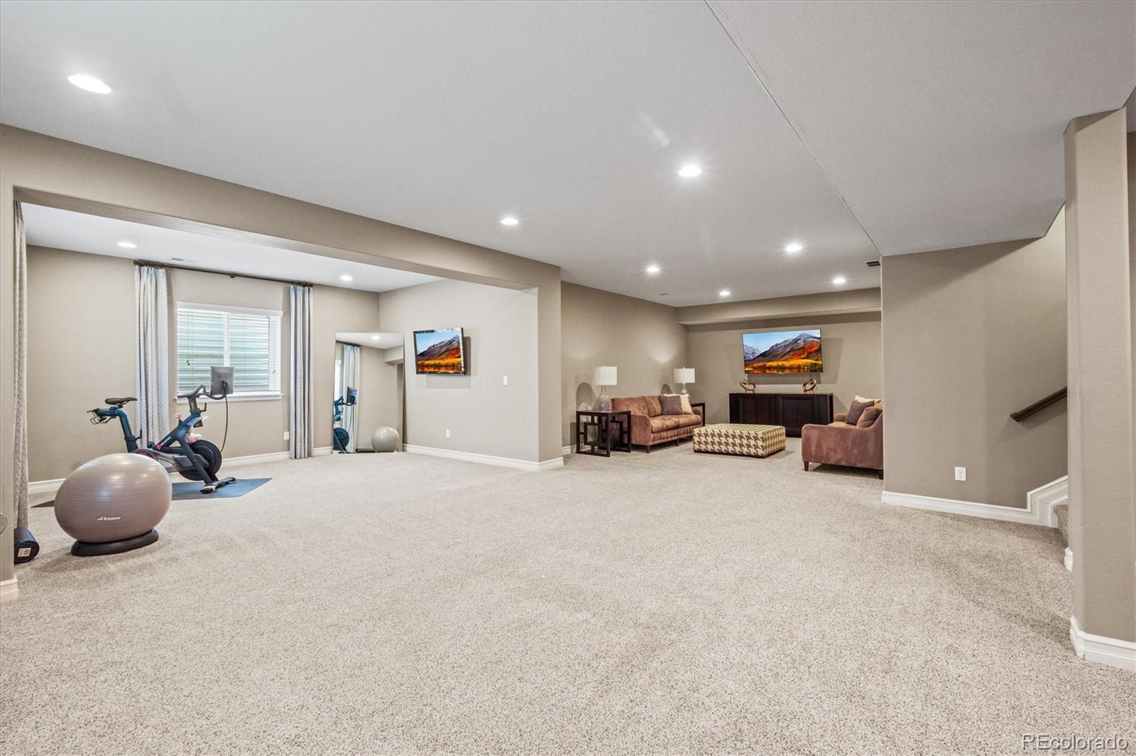 14097 Double Dutch Circle