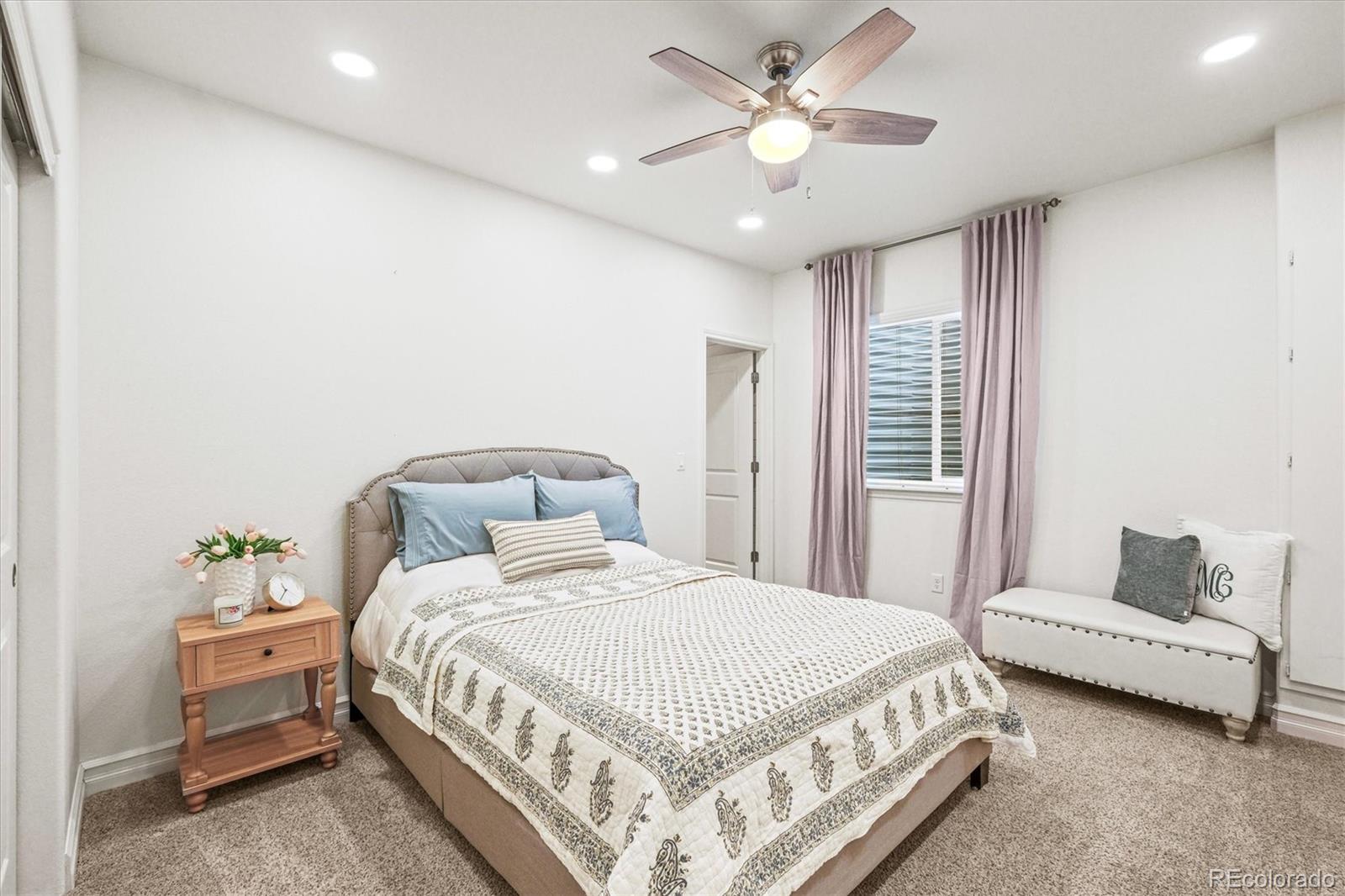 14097 Double Dutch Circle