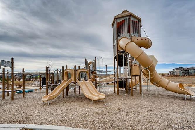 14097 Double Dutch Circle