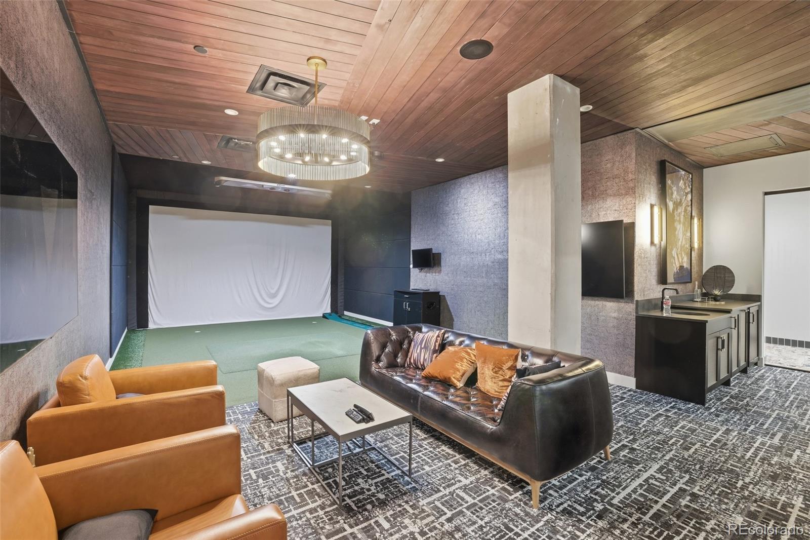 20 Wilcox Street Unit: 410