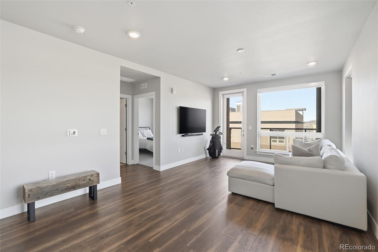 20 Wilcox Street Unit: 410